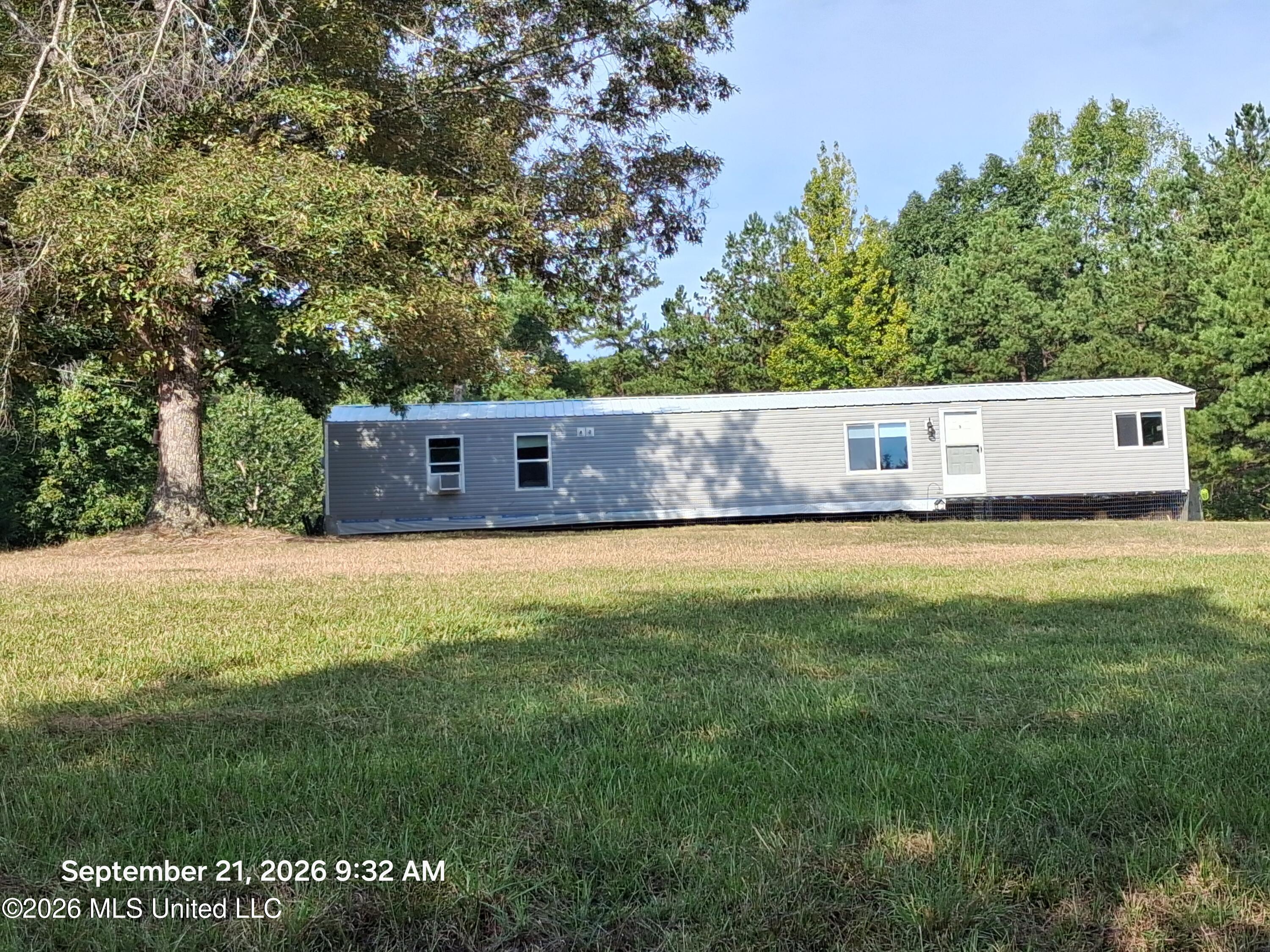 261 County Road 410 Property Photo 1