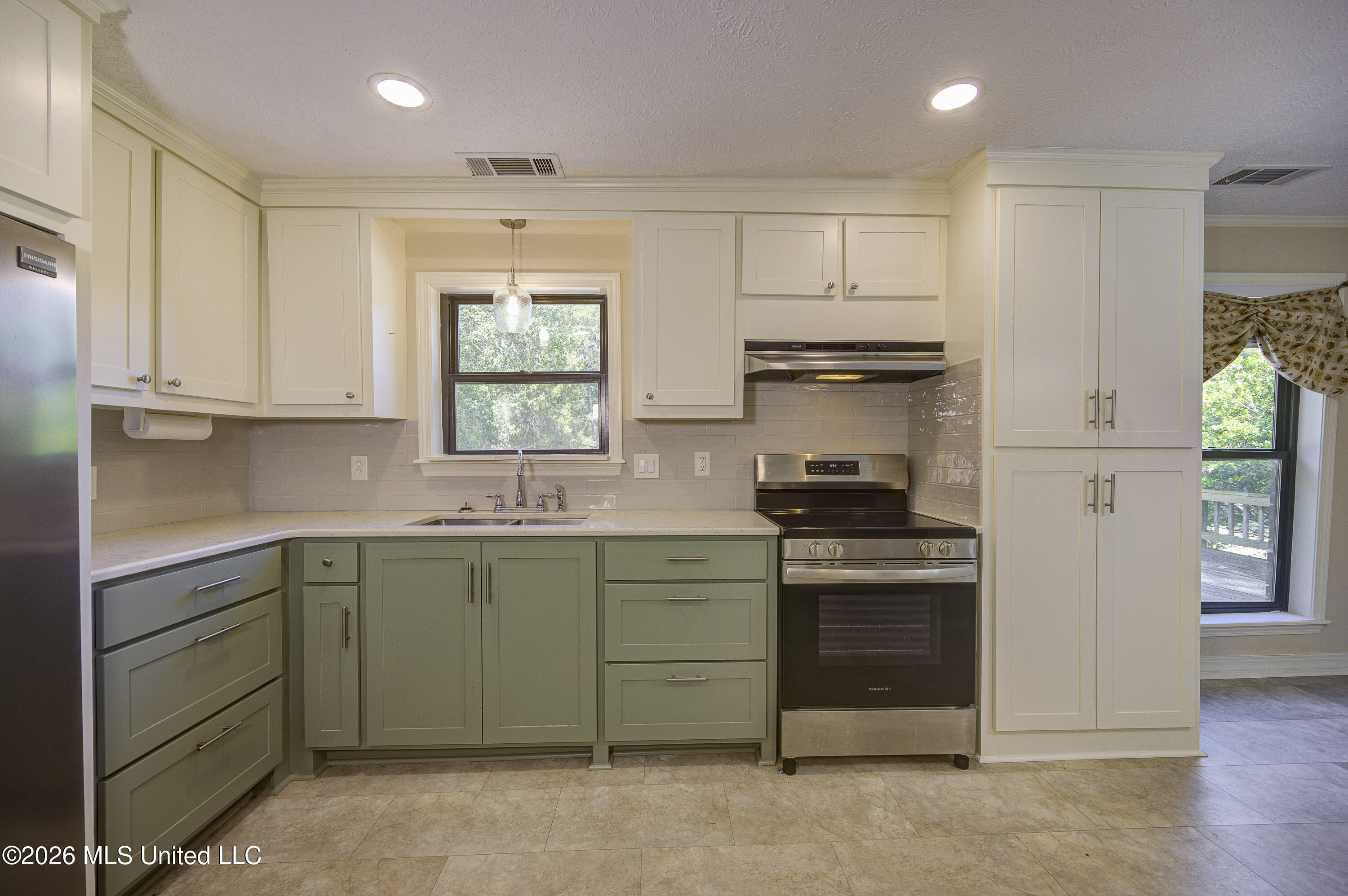 103 Wickstead Drive Property Photo 11