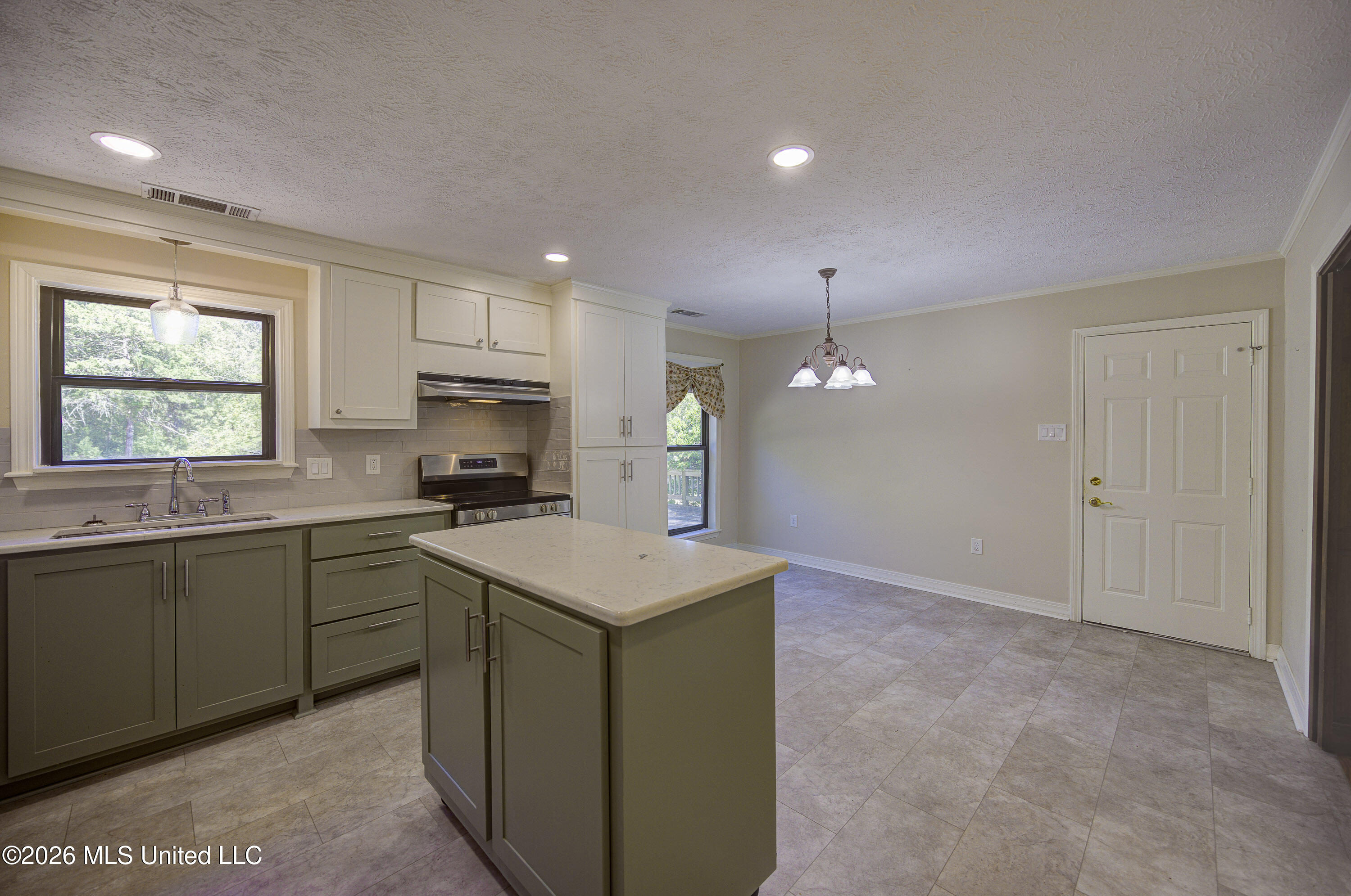 103 Wickstead Drive Property Photo 14