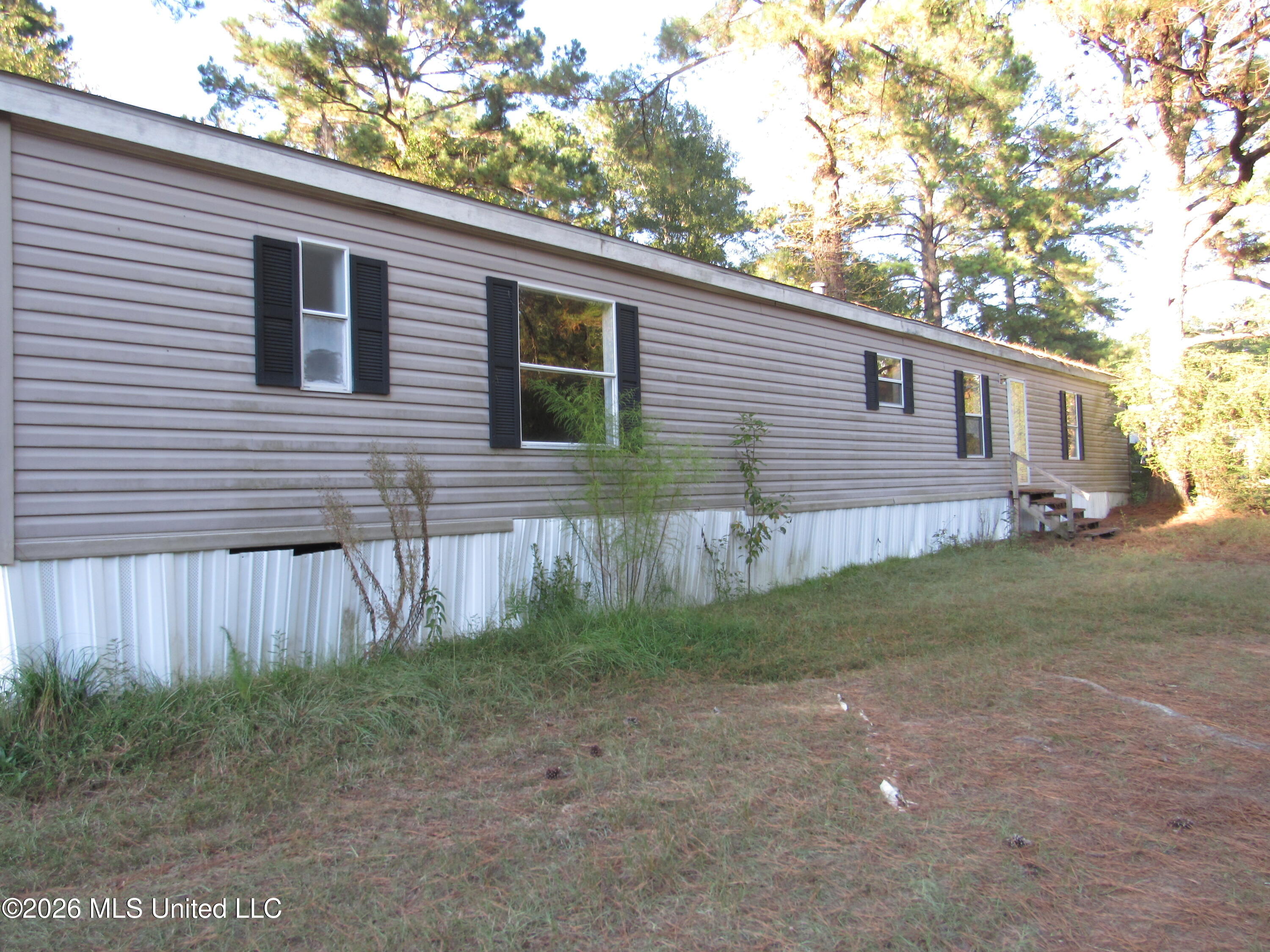 1901 Nw Zetus Road Property Photo 4