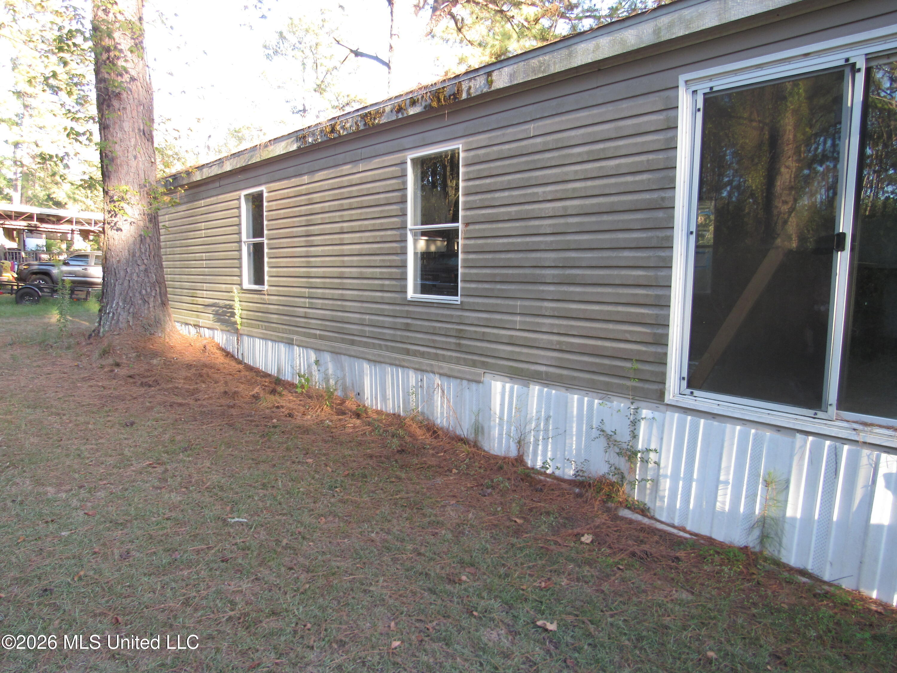 1901 Nw Zetus Road Property Photo 7