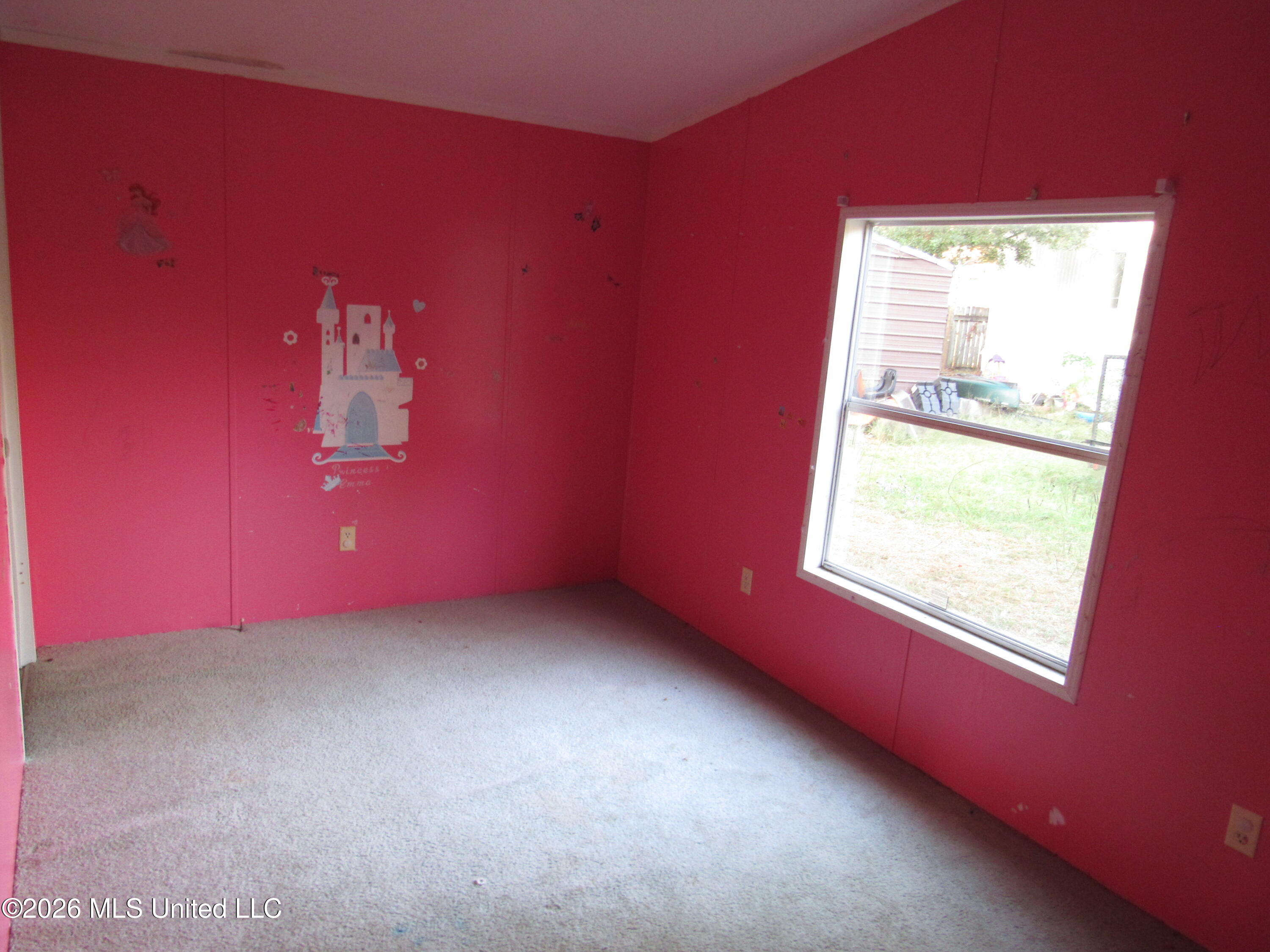 1901 Nw Zetus Road Property Photo 9