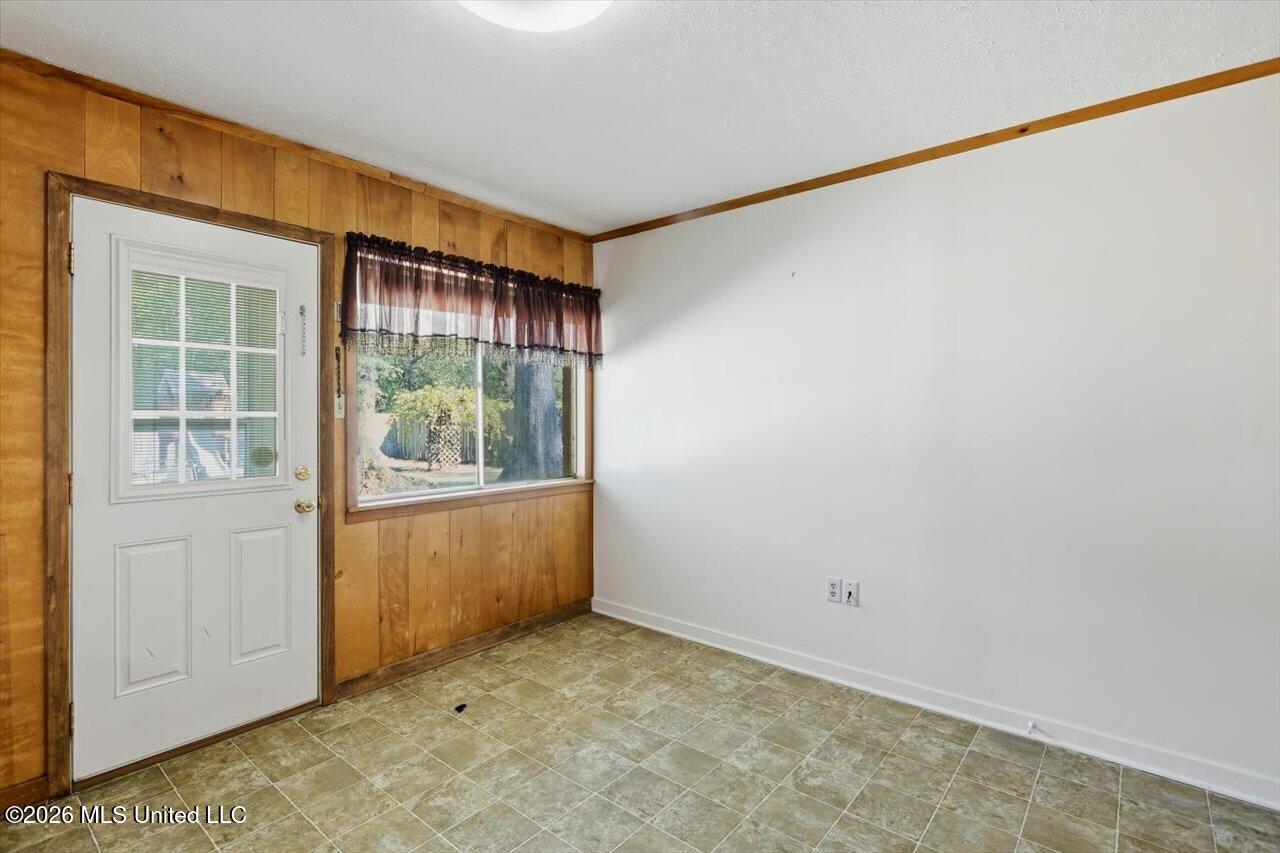 3328 Harle Street Property Photo 16