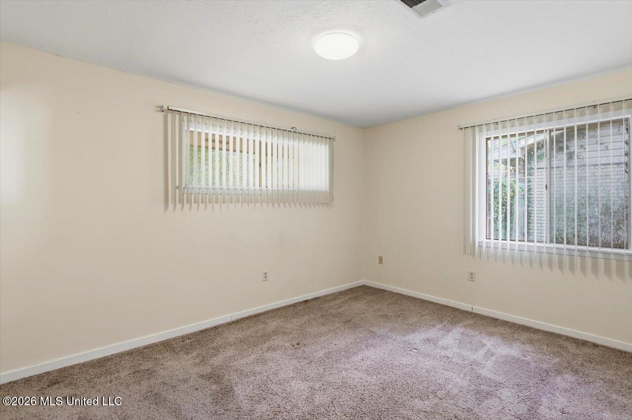 3328 Harle Street Property Photo 18