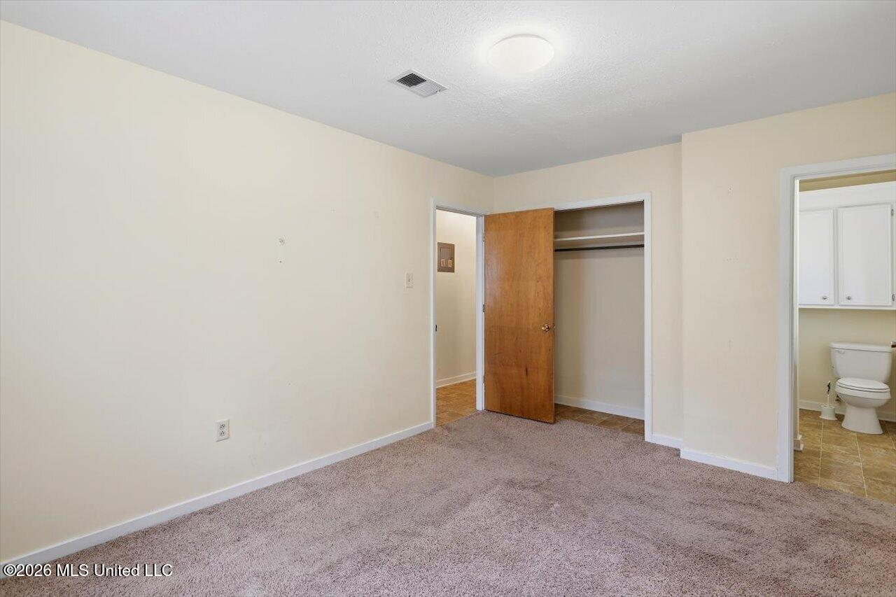 3328 Harle Street Property Photo 19