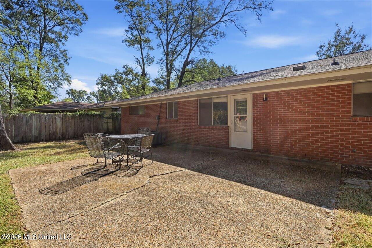3328 Harle Street Property Photo 24