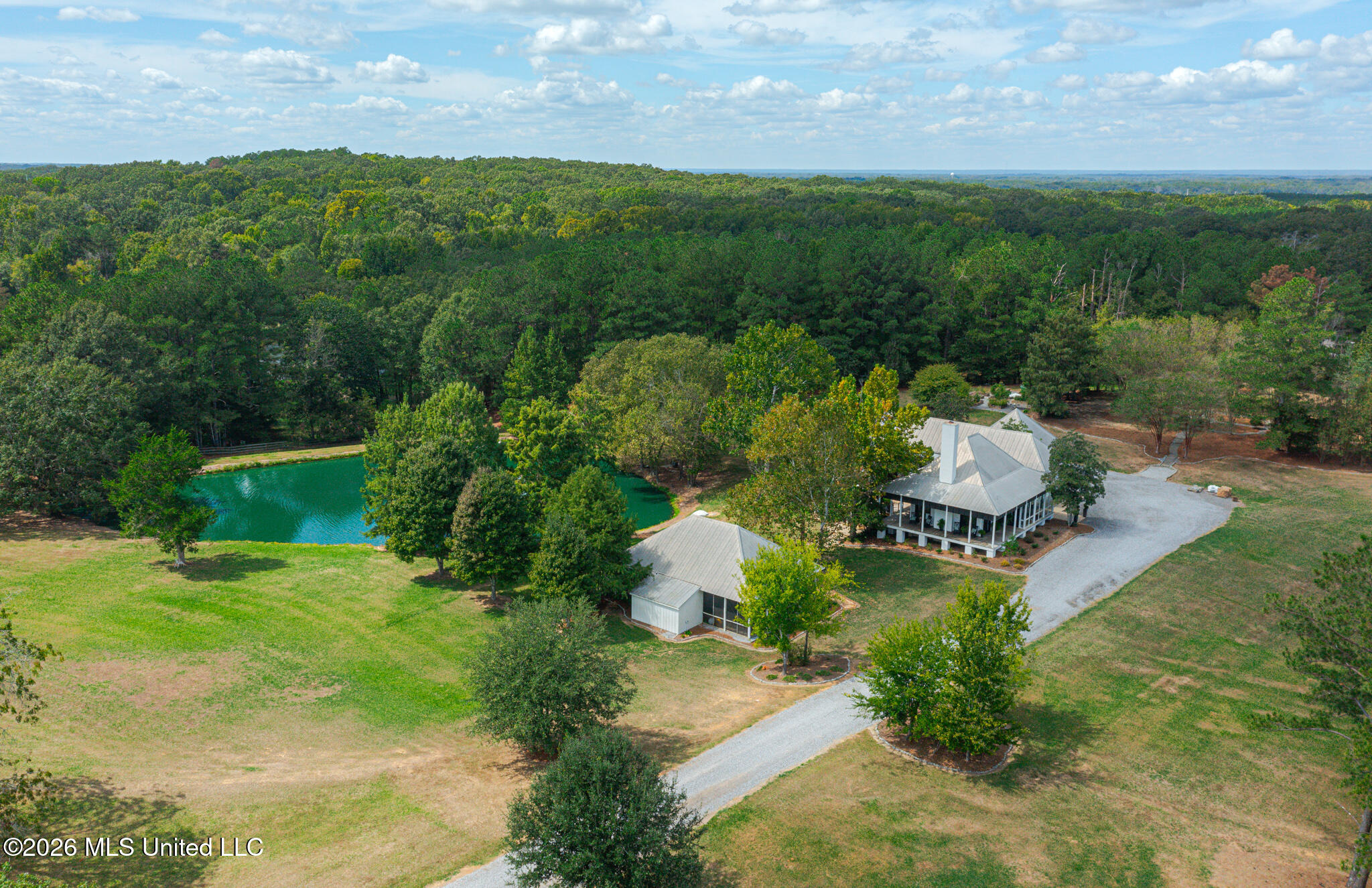241 Highland Hills Lane Property Photo 8