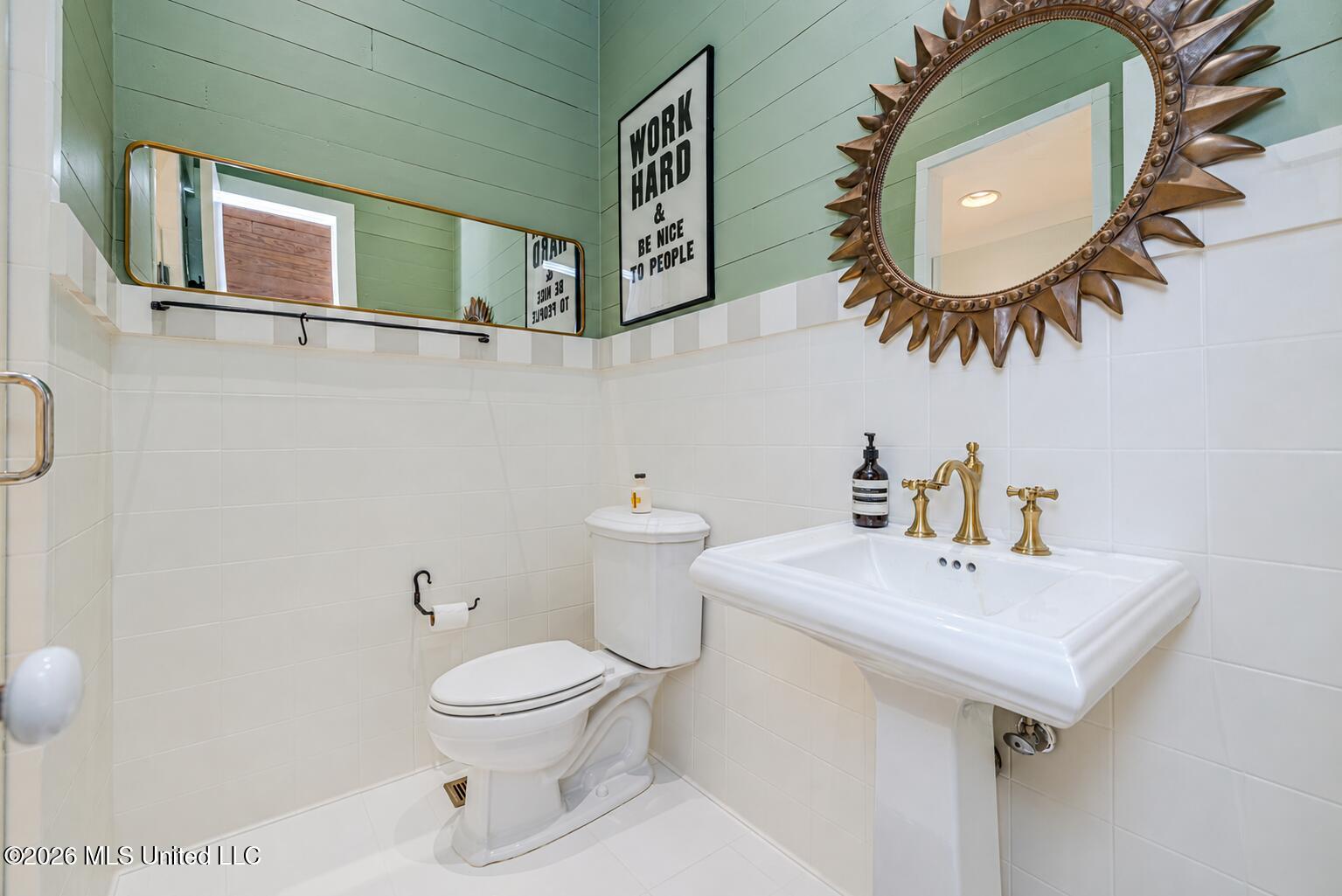 241 Highland Hills Lane Property Photo 34