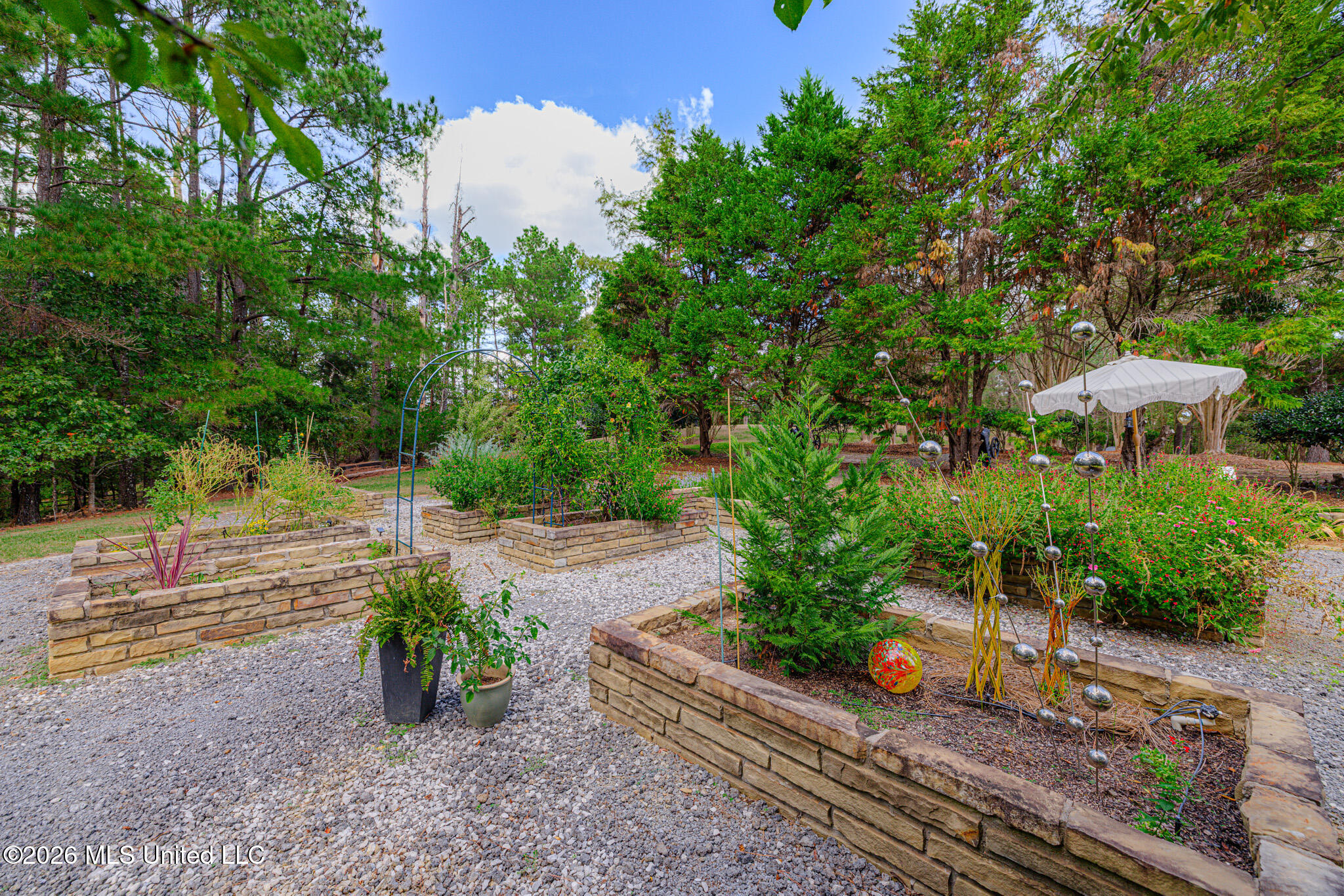 241 Highland Hills Lane Property Photo 69