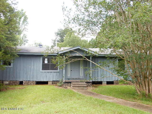 304 Old Highway 21 Property Photo 1