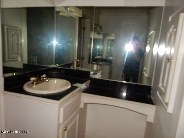 304 Old Highway 21 Property Photo 21