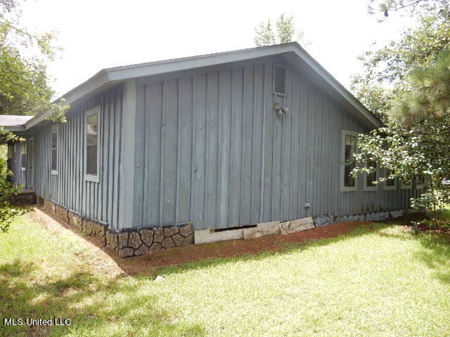 304 Old Highway 21 Property Photo 26