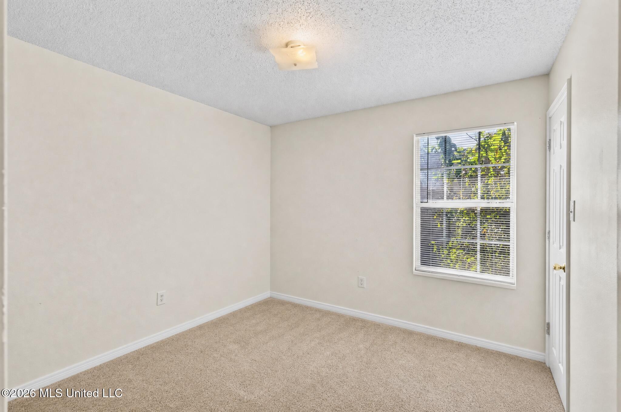 100 28th 1/2 Street Property Photo 20