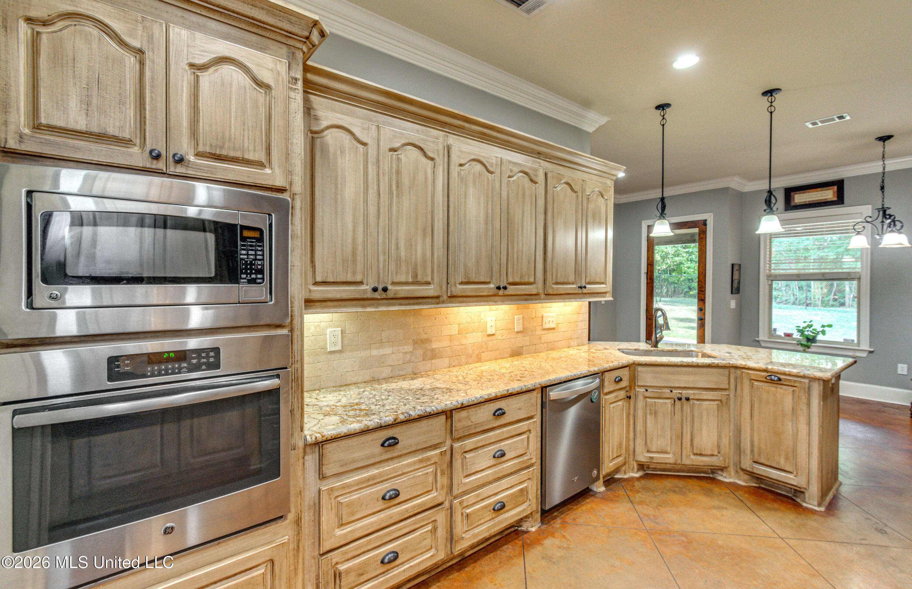 143 Glen Arbor Court Property Photo 26