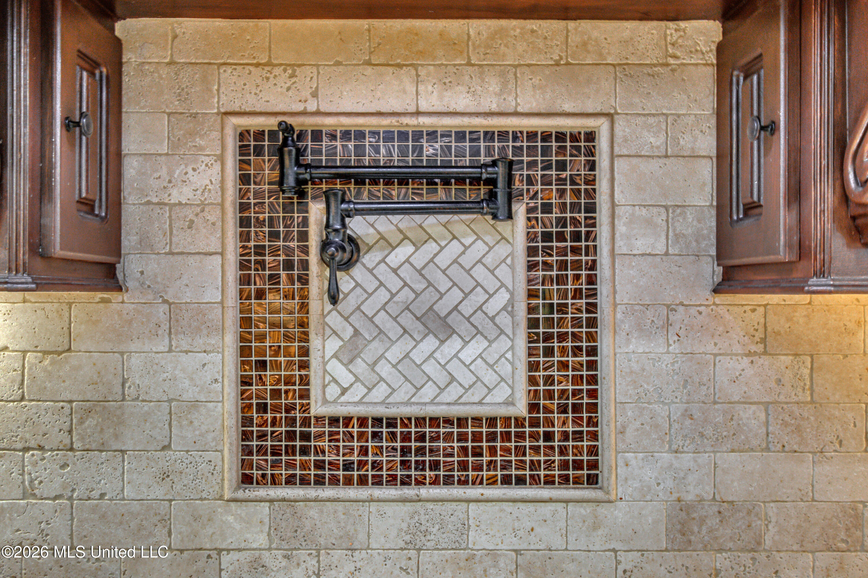143 Glen Arbor Court Property Photo 28