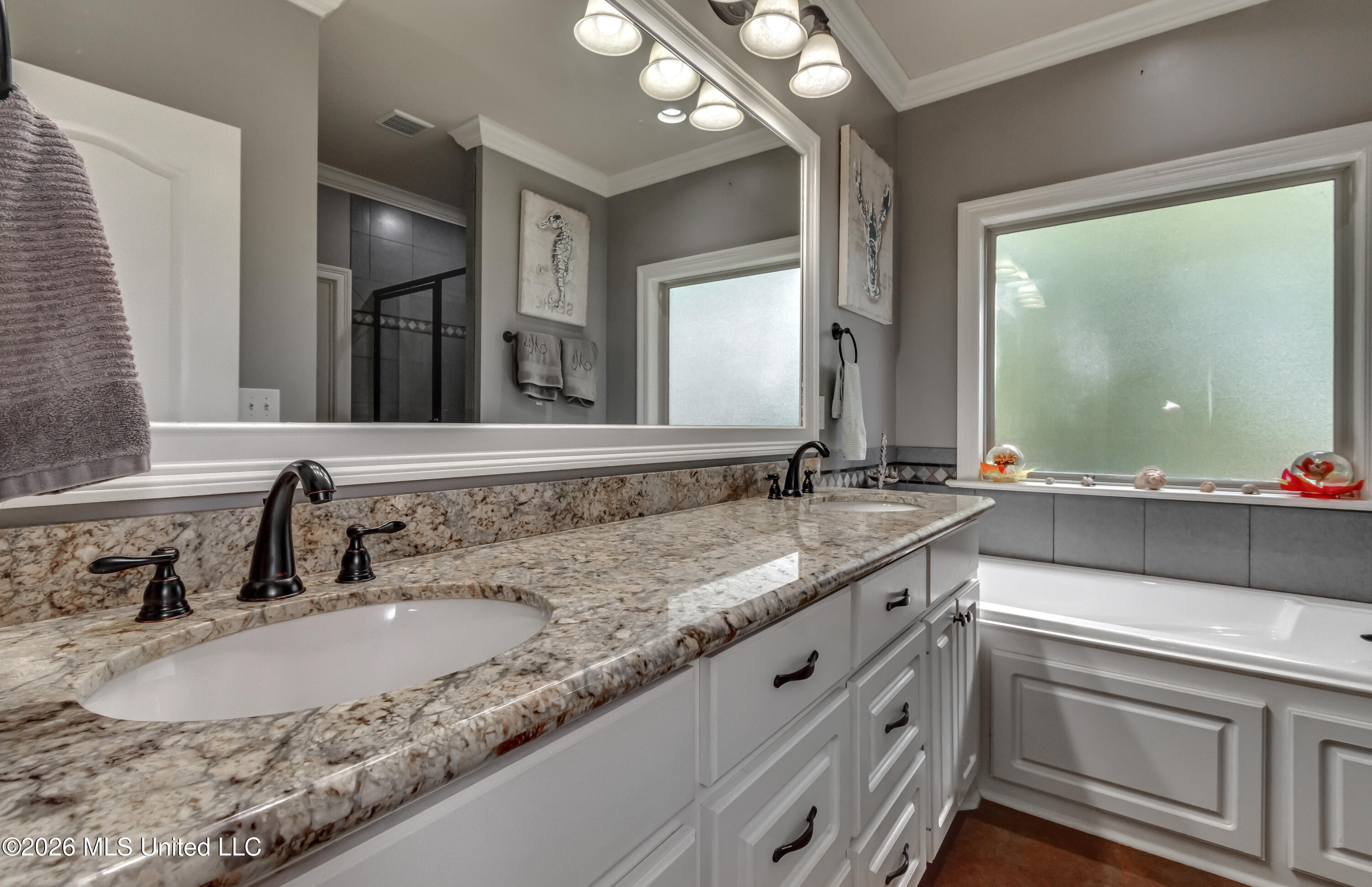 143 Glen Arbor Court Property Photo 41