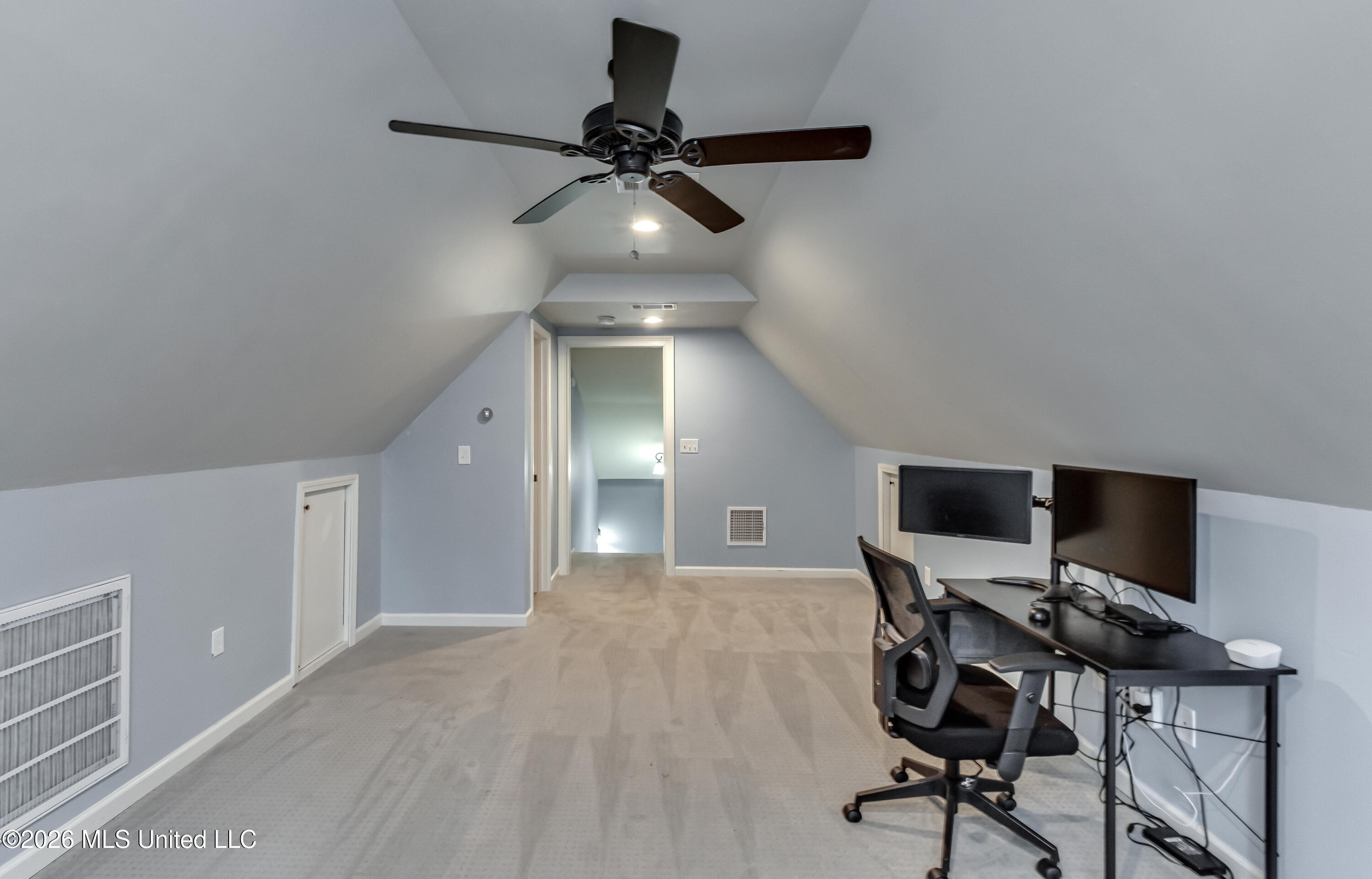 143 Glen Arbor Court Property Photo 44