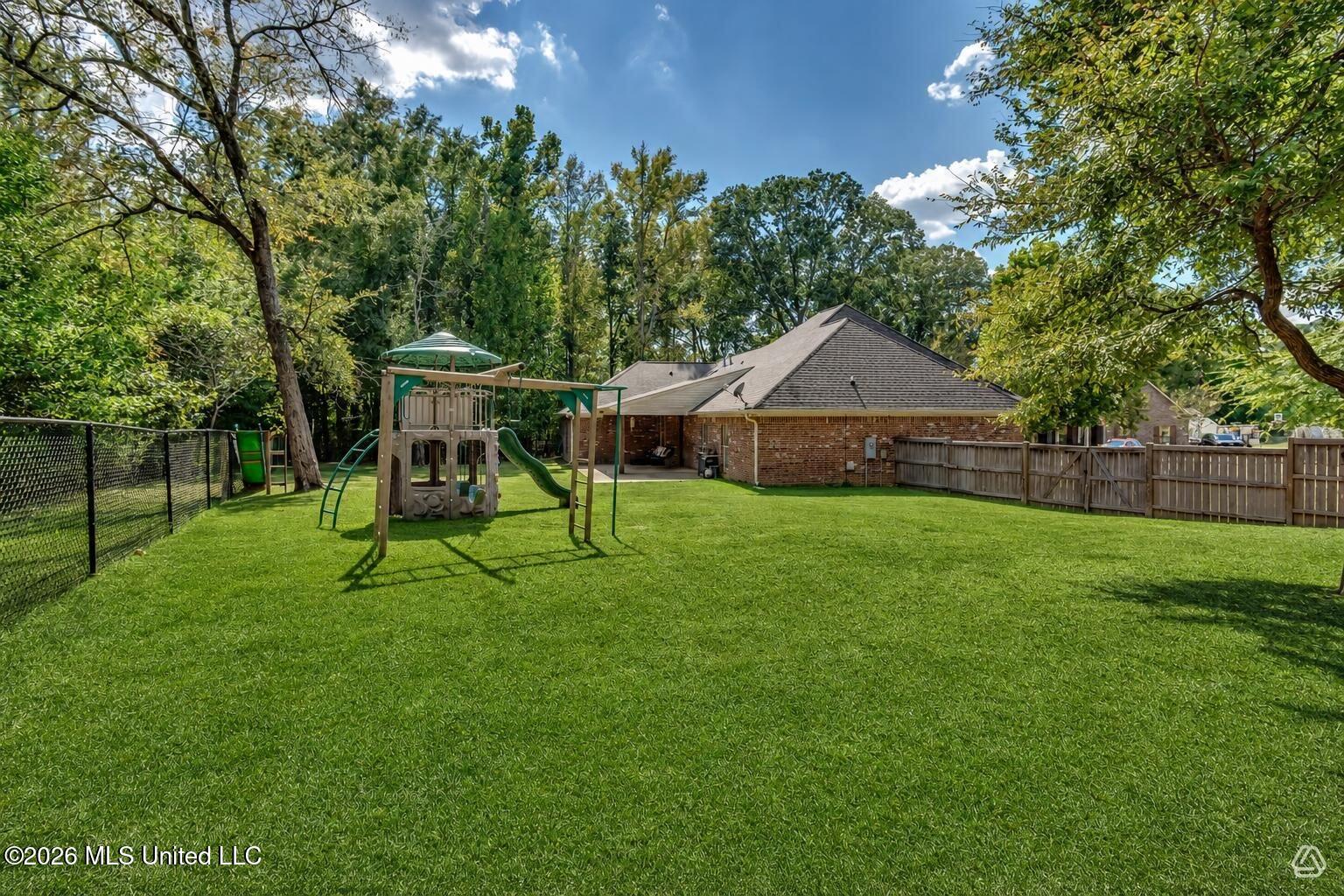 143 Glen Arbor Court Property Photo 68