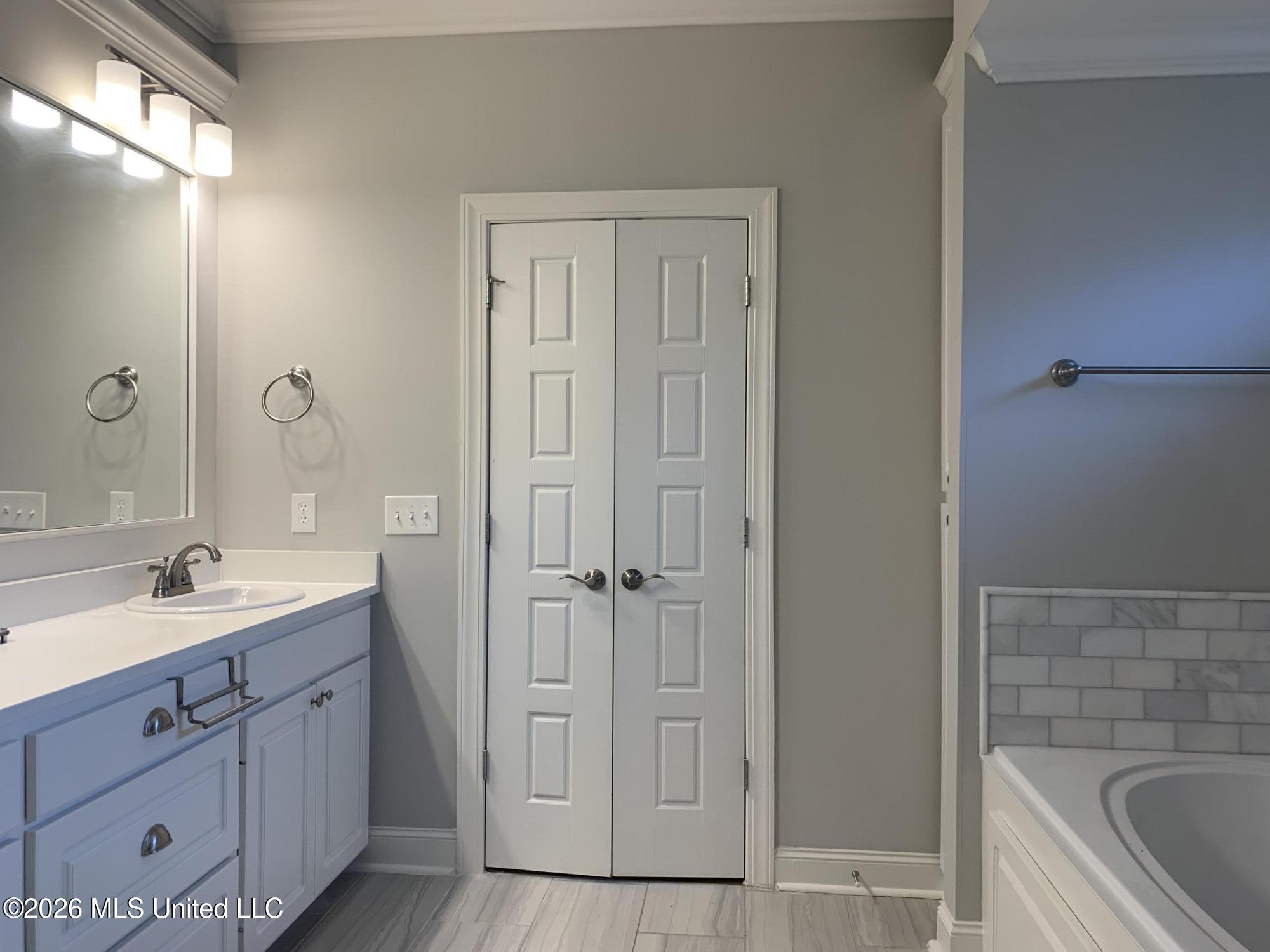 125 Freeland Lane Property Photo 16