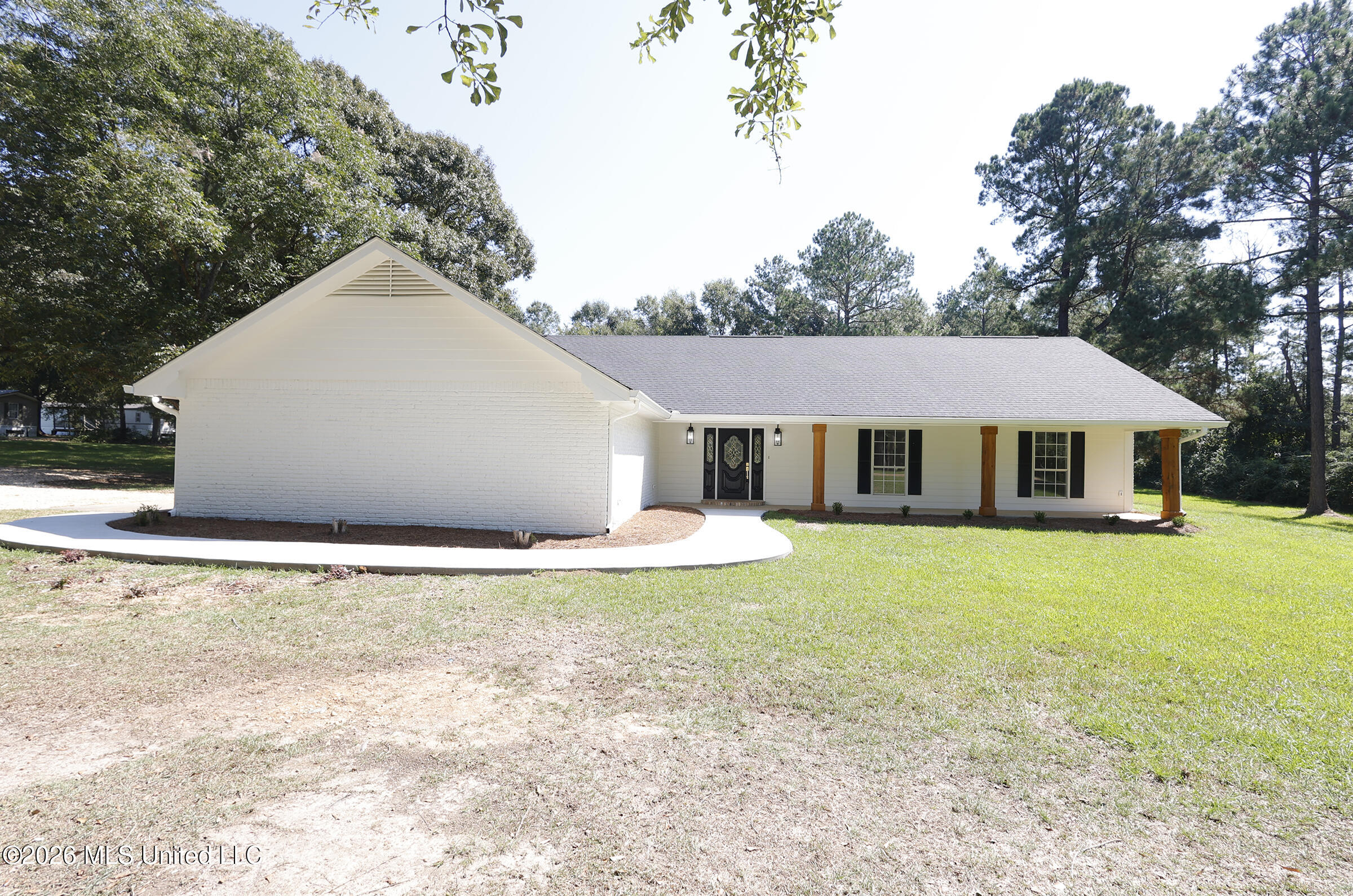 1138 Weaver Road Property Photo 1