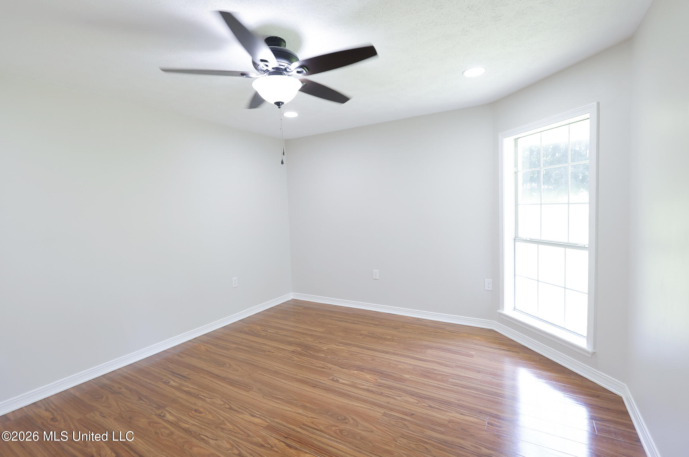 1138 Weaver Road Property Photo 9