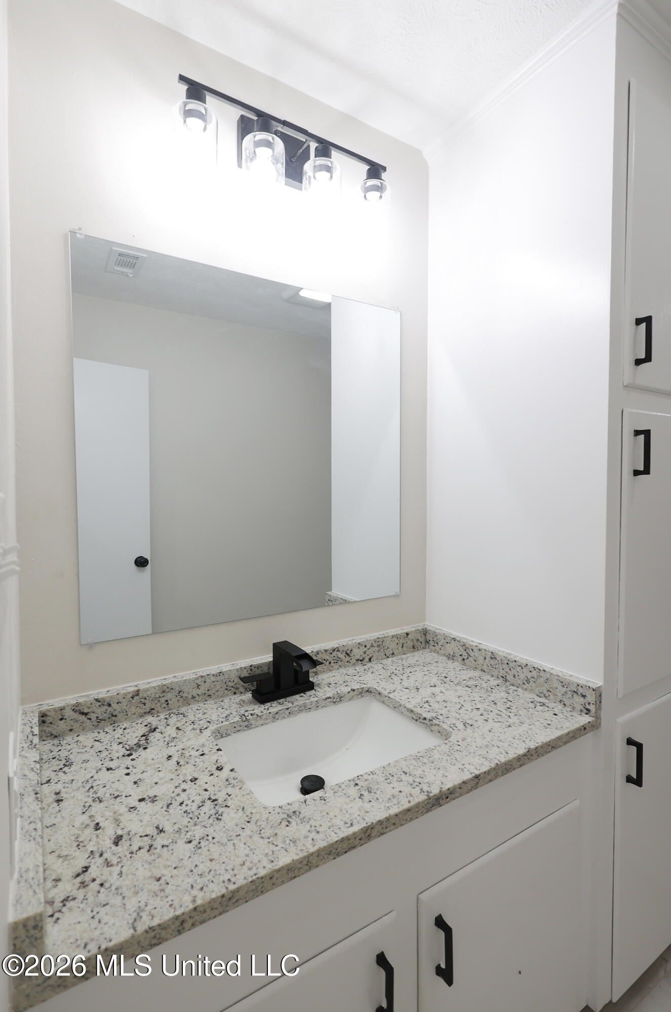 1138 Weaver Road Property Photo 16