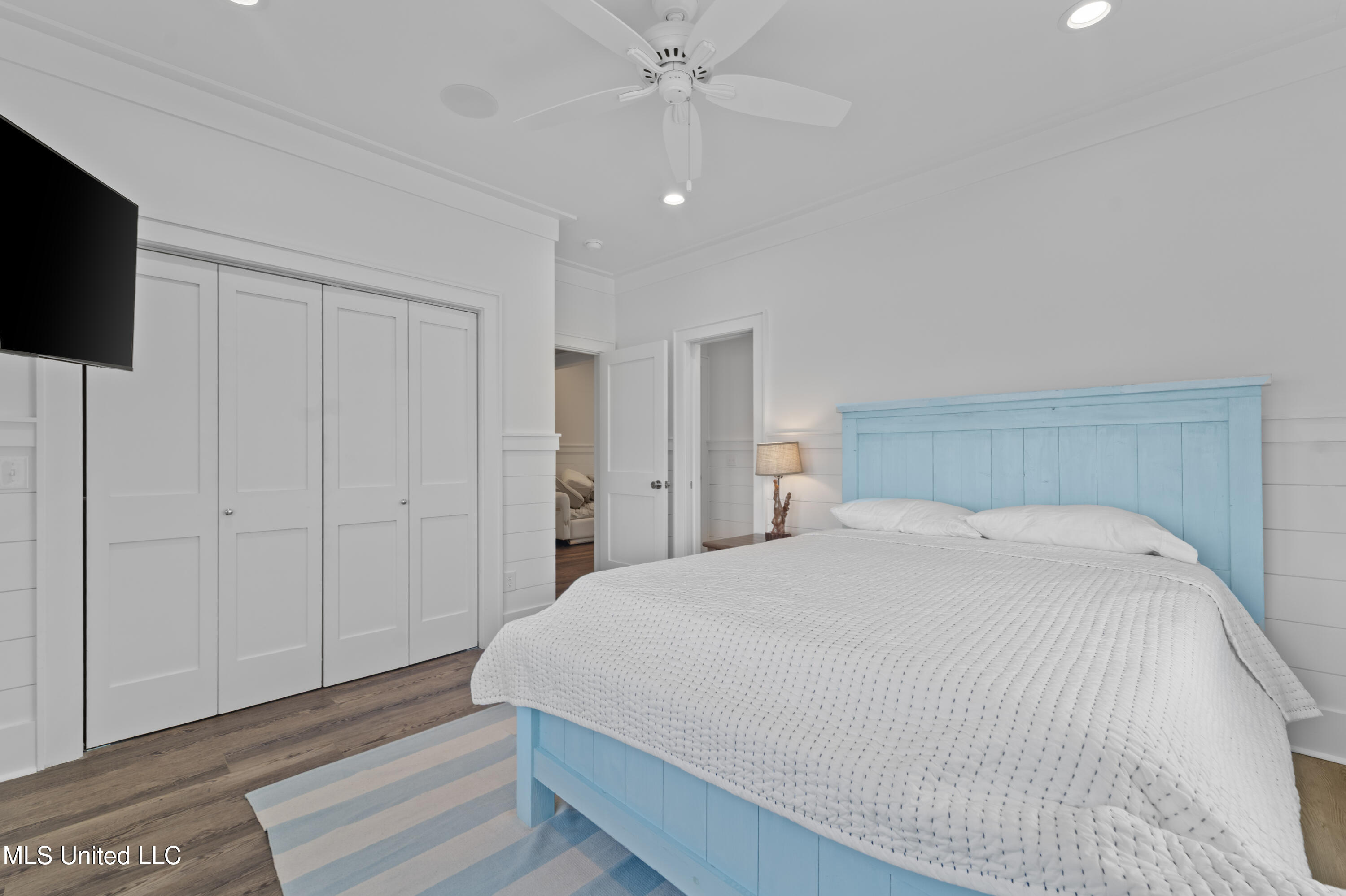 619 Sandy Hook Drive Property Photo 29