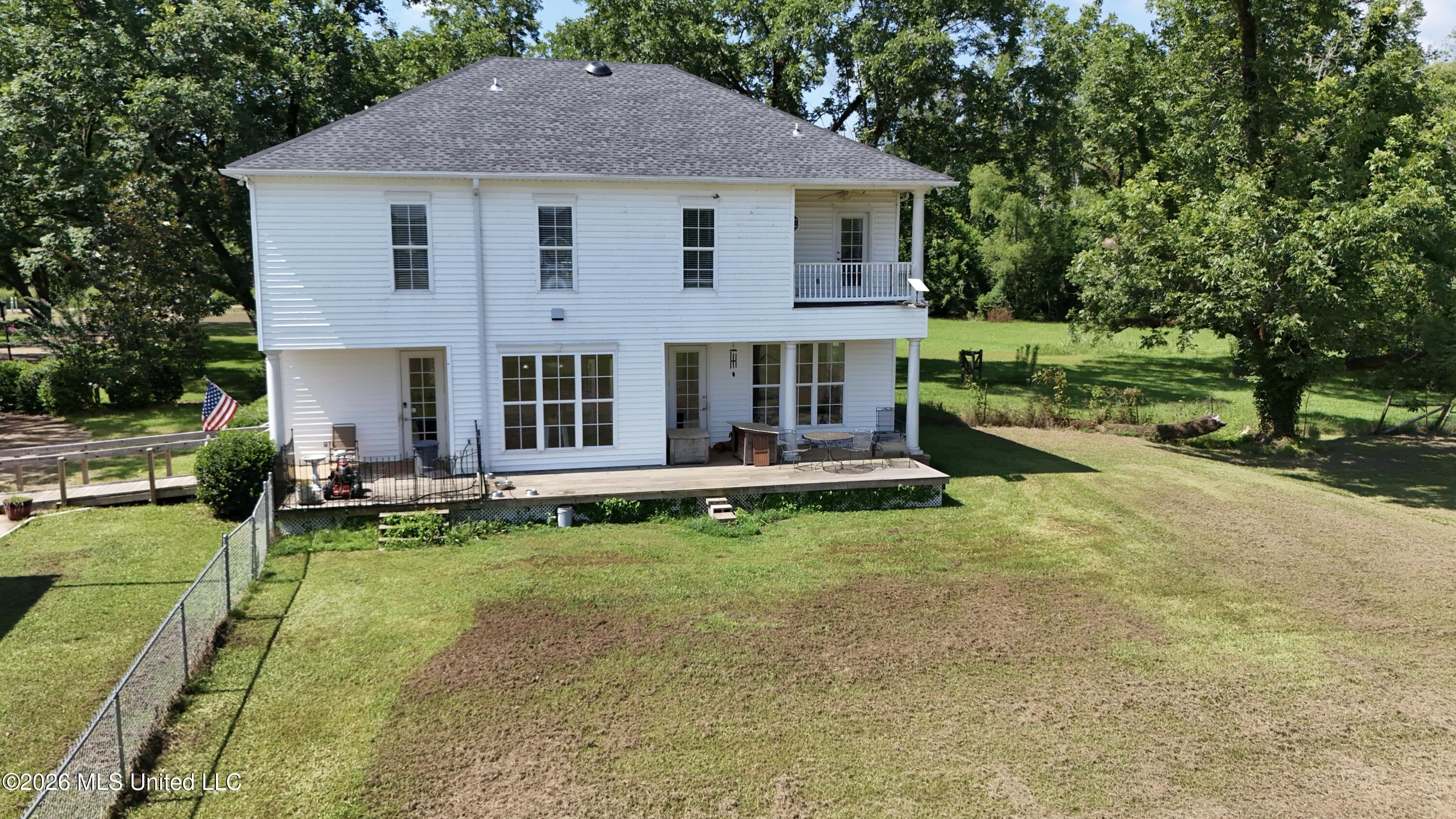 2930 Airport Road Property Photo 9