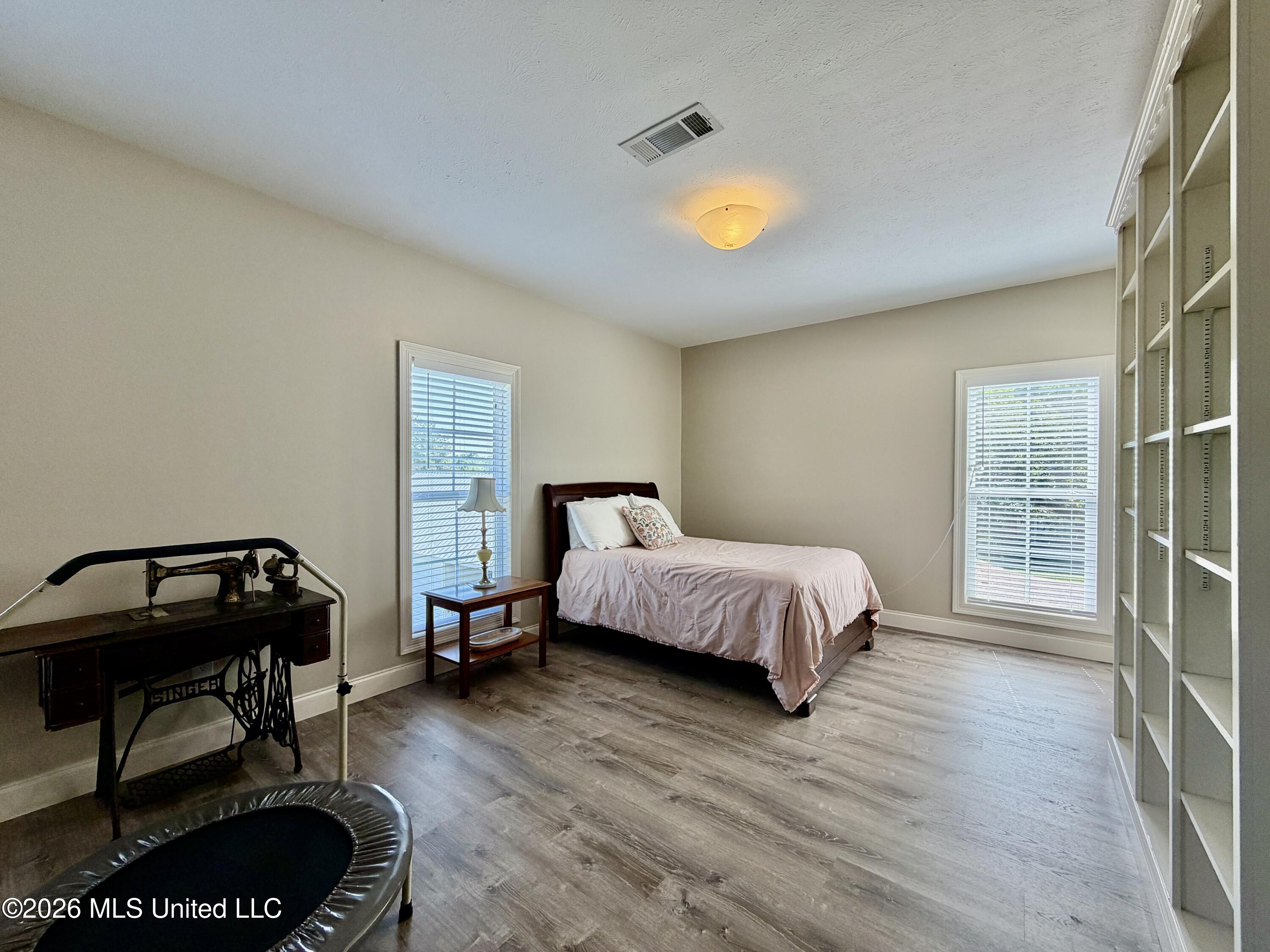 2930 Airport Road Property Photo 14