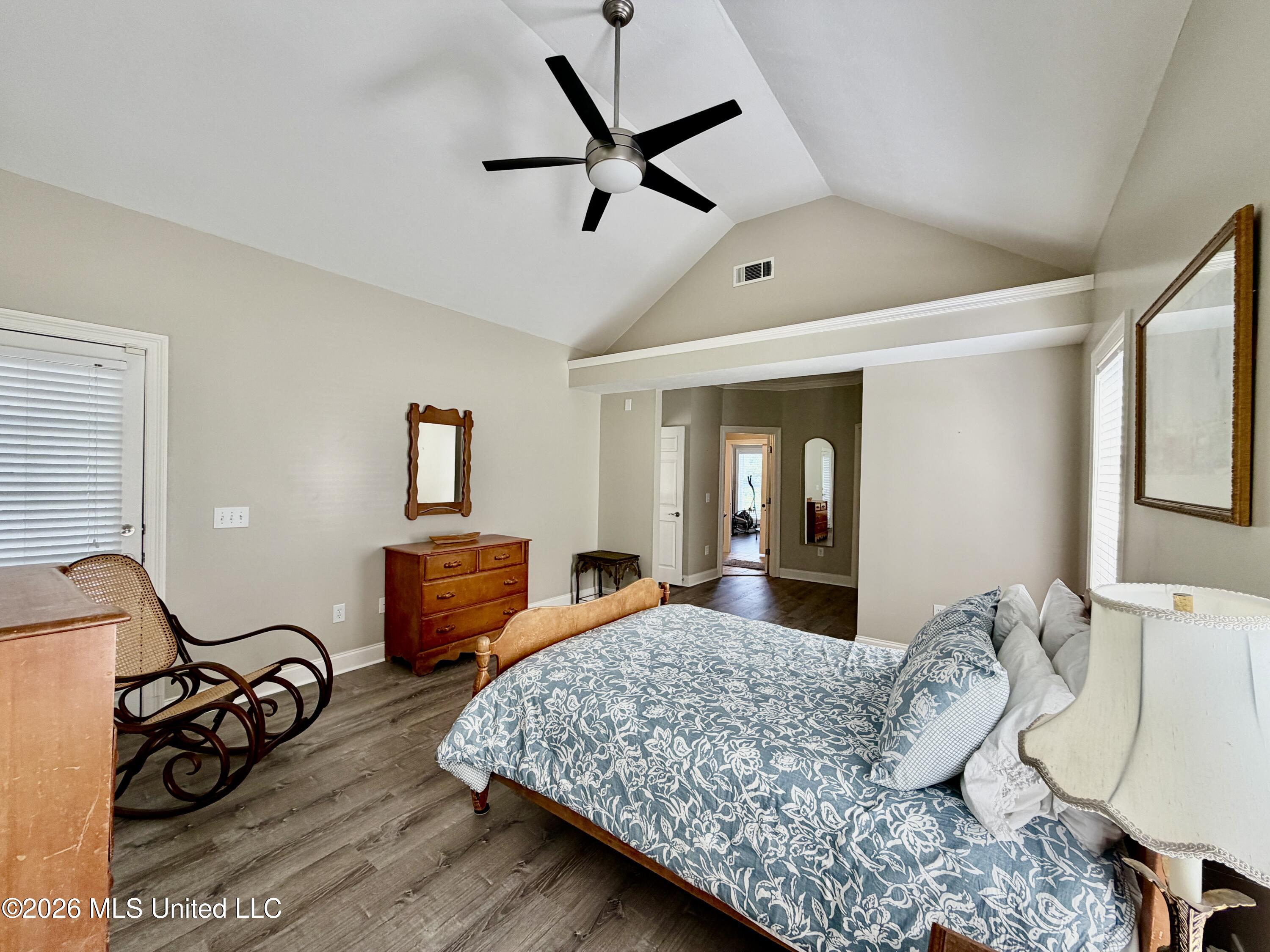 2930 Airport Road Property Photo 18