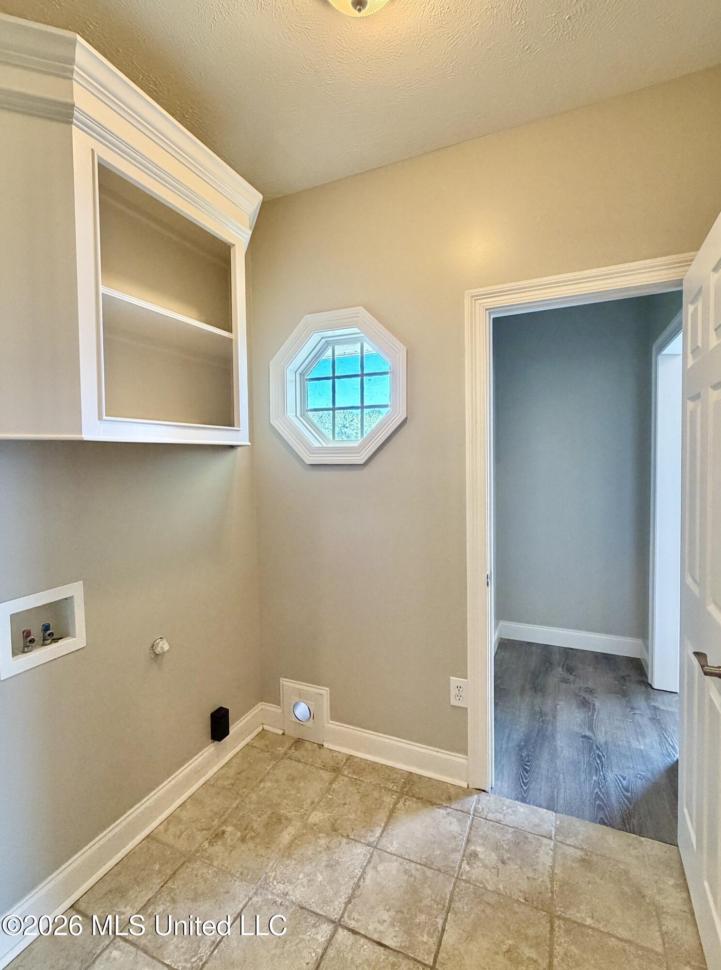 2930 Airport Road Property Photo 22