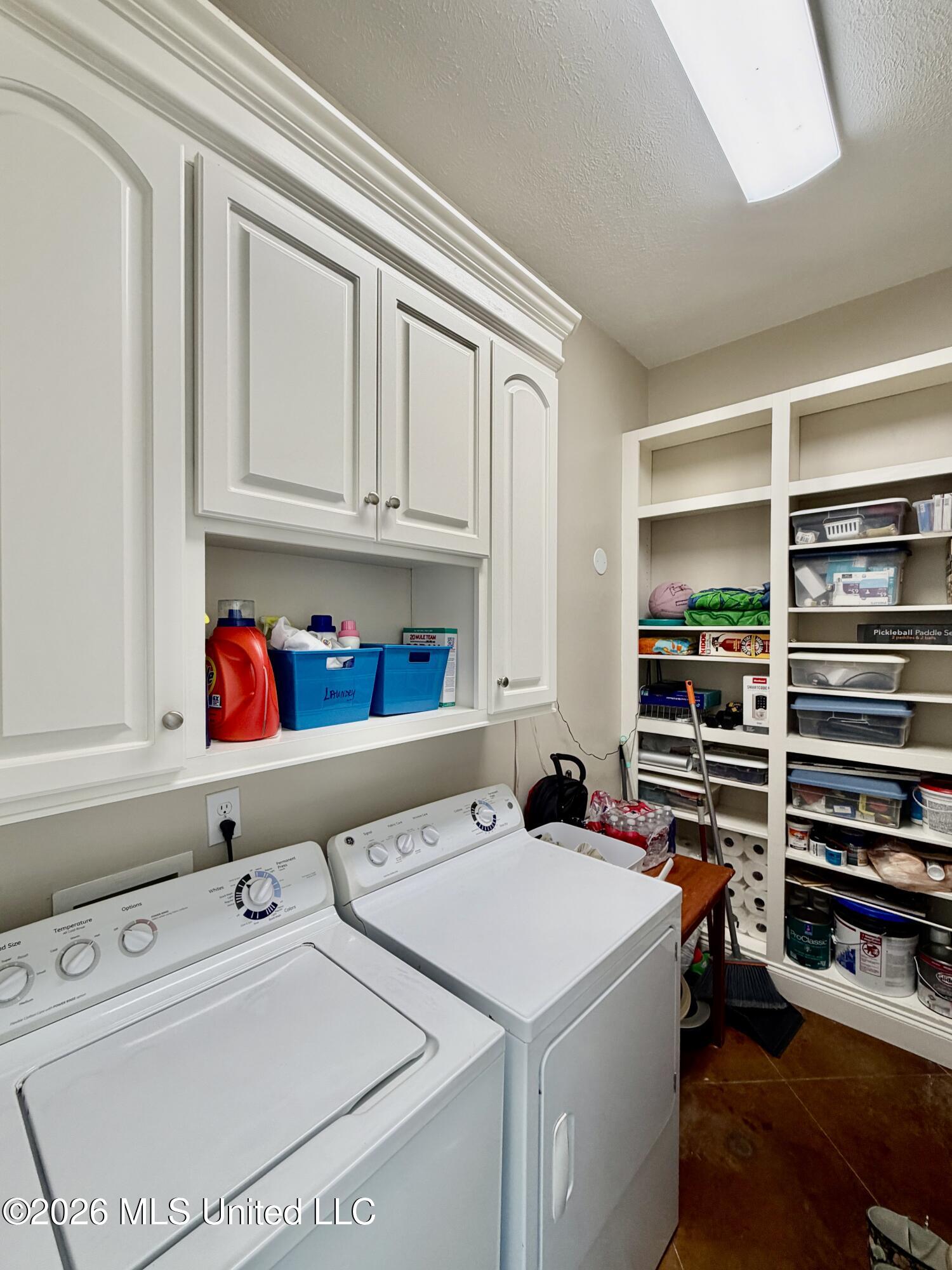 2930 Airport Road Property Photo 25