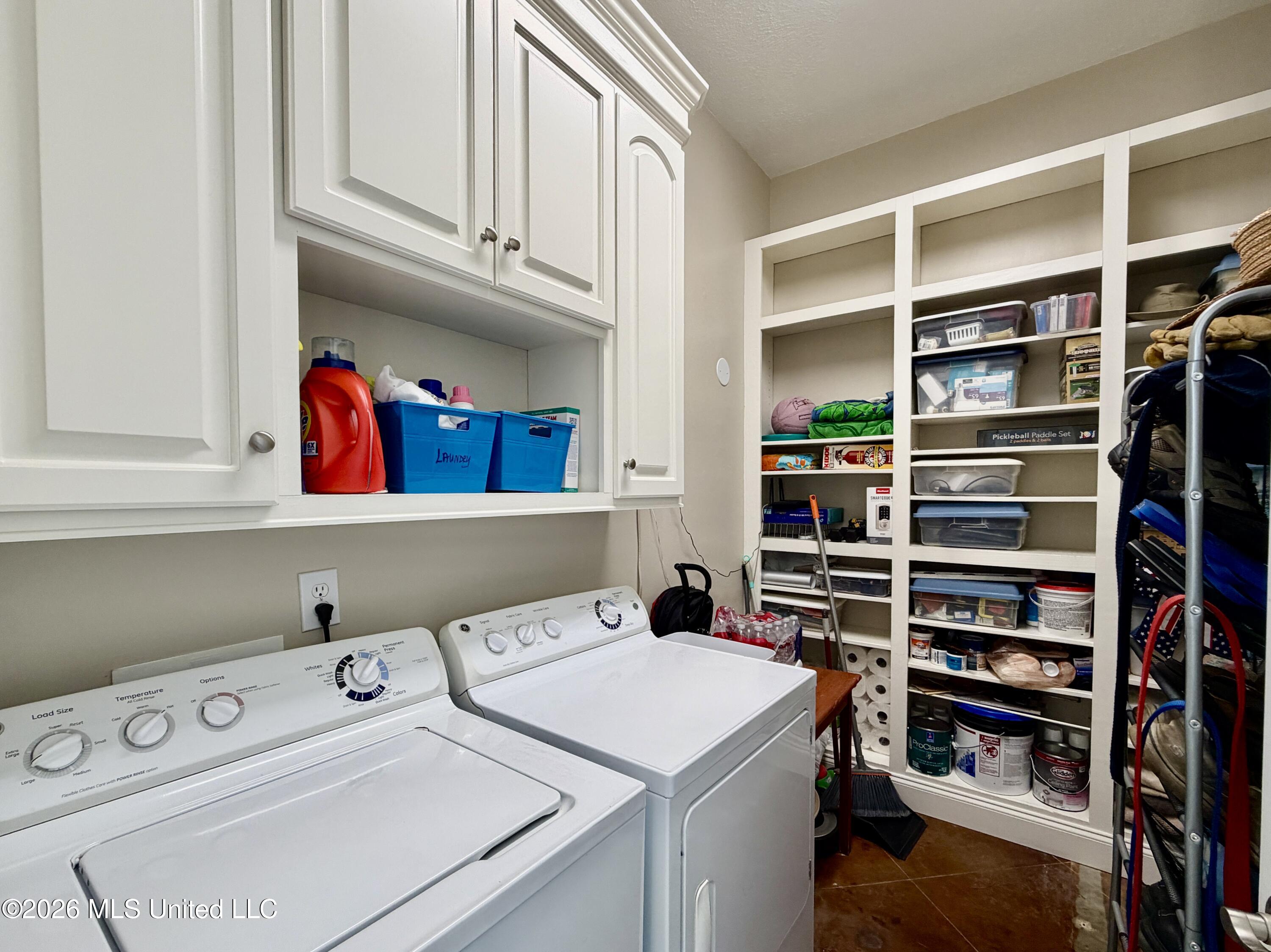 2930 Airport Road Property Photo 26