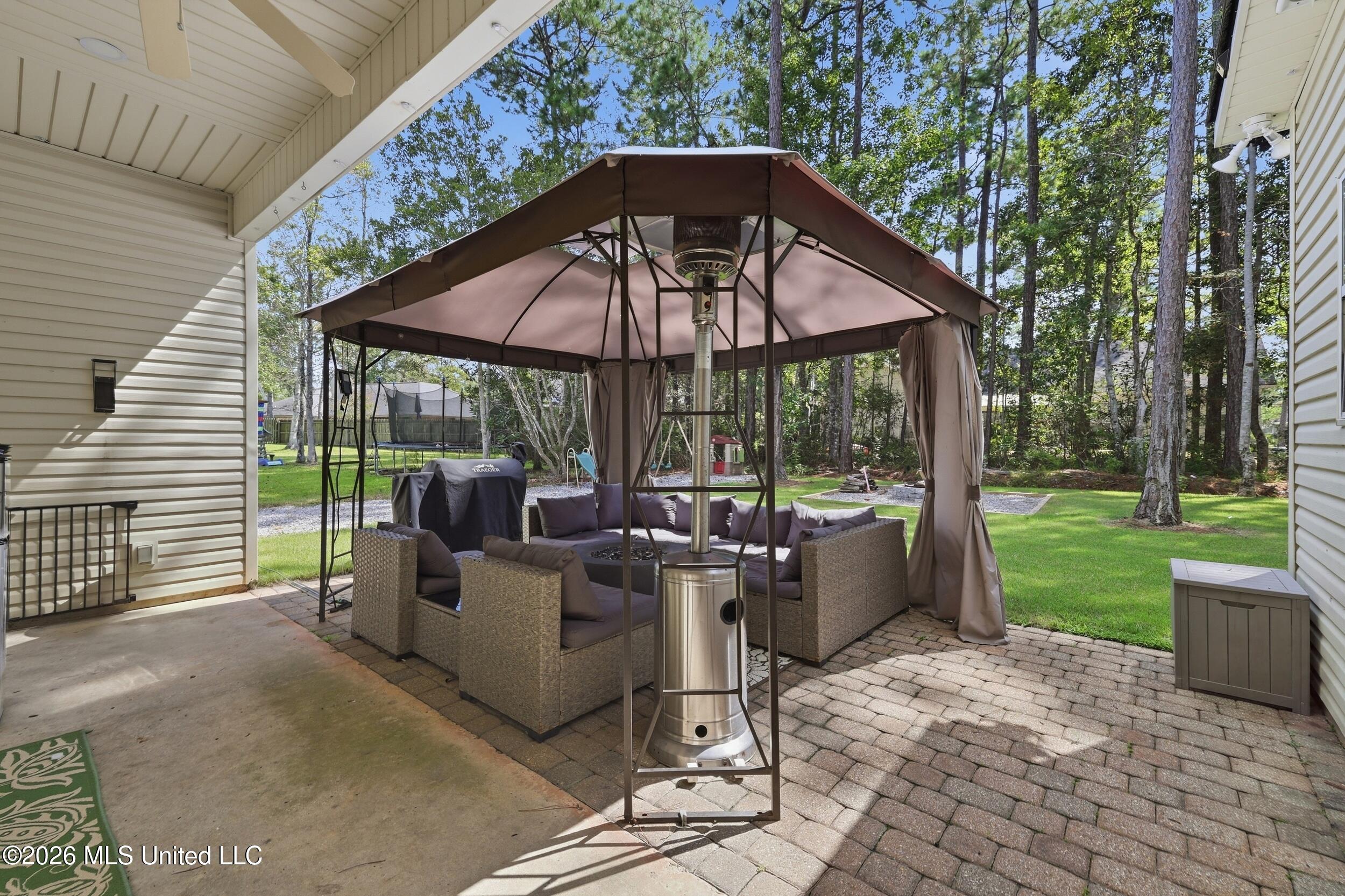 737 Ieke Circle Property Photo 23