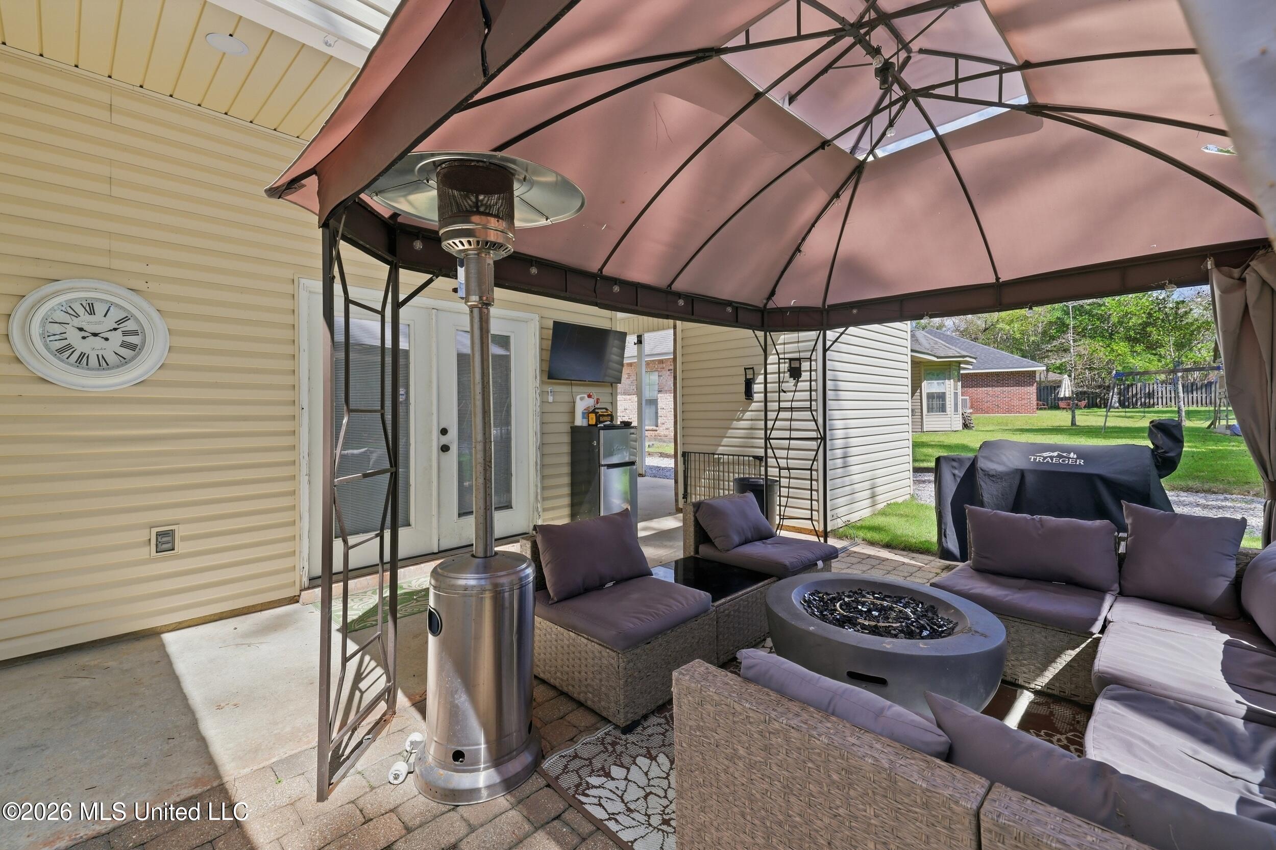 737 Ieke Circle Property Photo 28