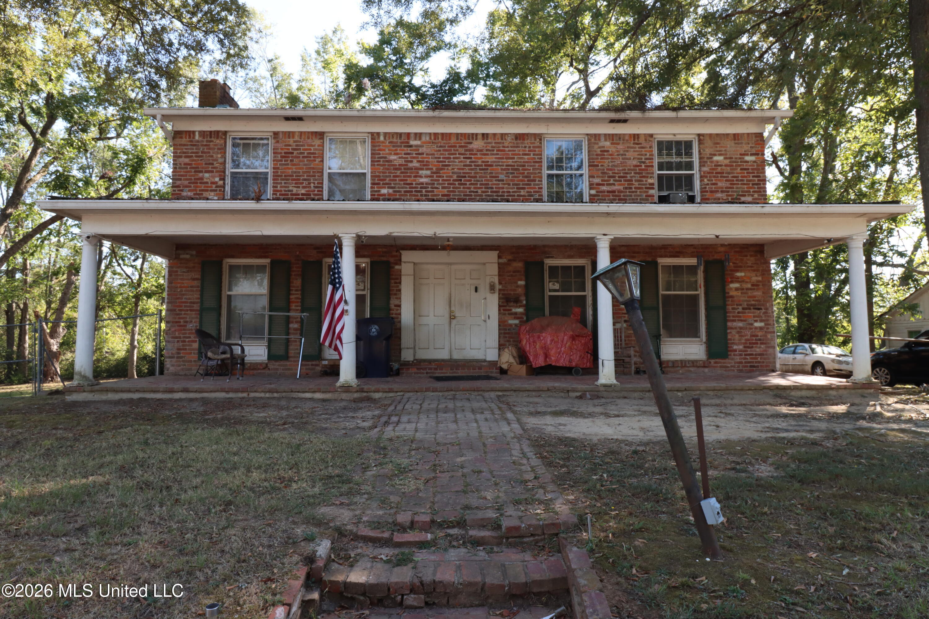 1216 Tate Street
