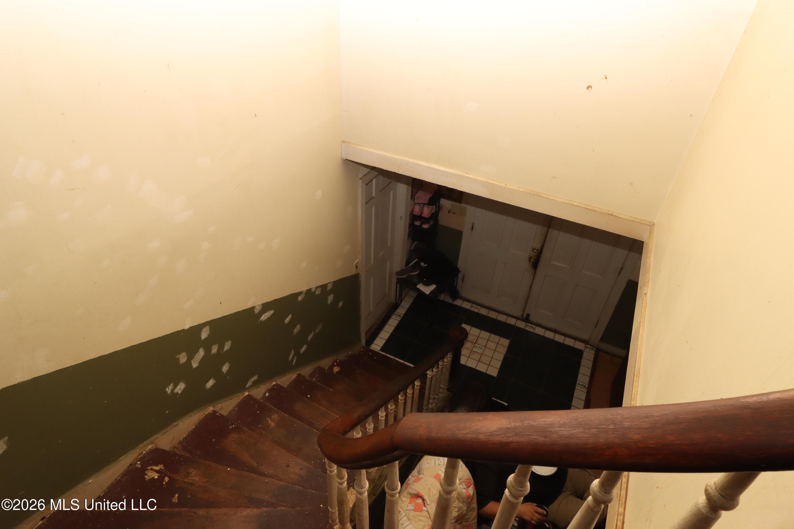 1216 Tate Street Property Photo 4