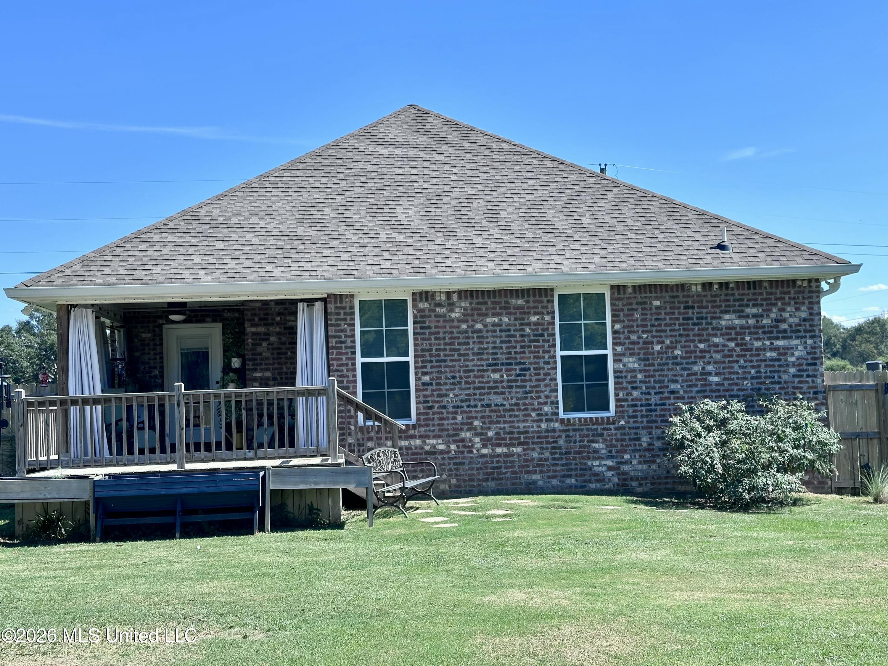 119 Foster Road Property Photo 30