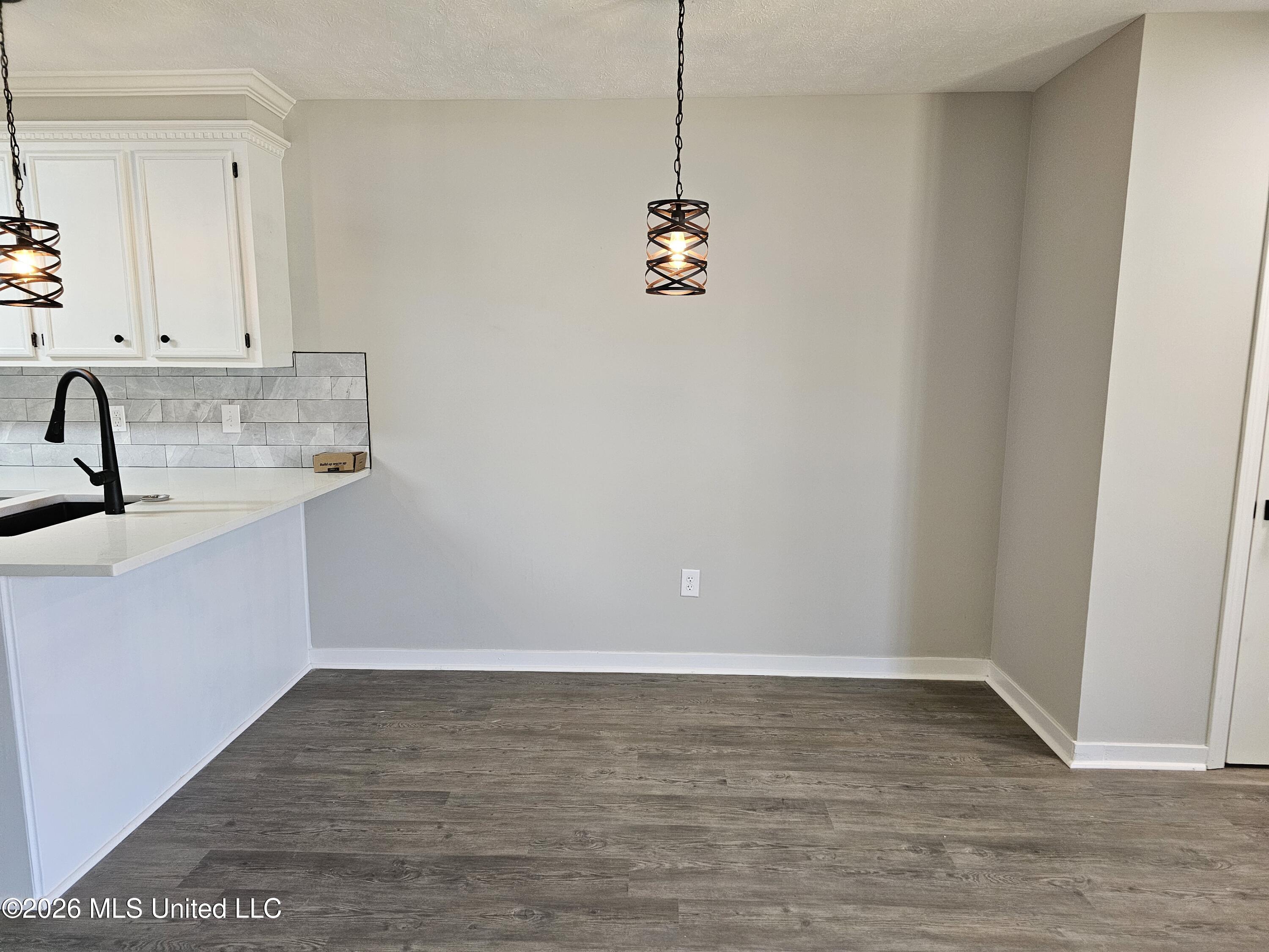 106 Brendalwood Lane Property Photo 4
