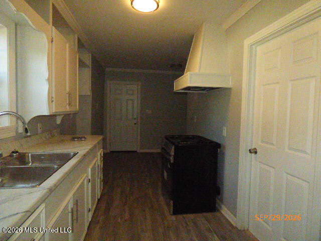 2129 2nd Street Property Photo 9