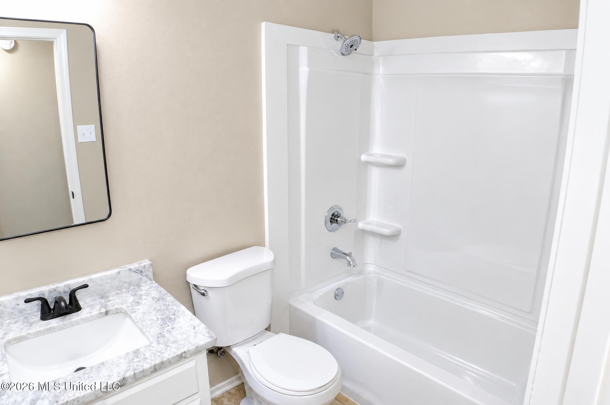 6460 Yorkshire Road Property Photo 12