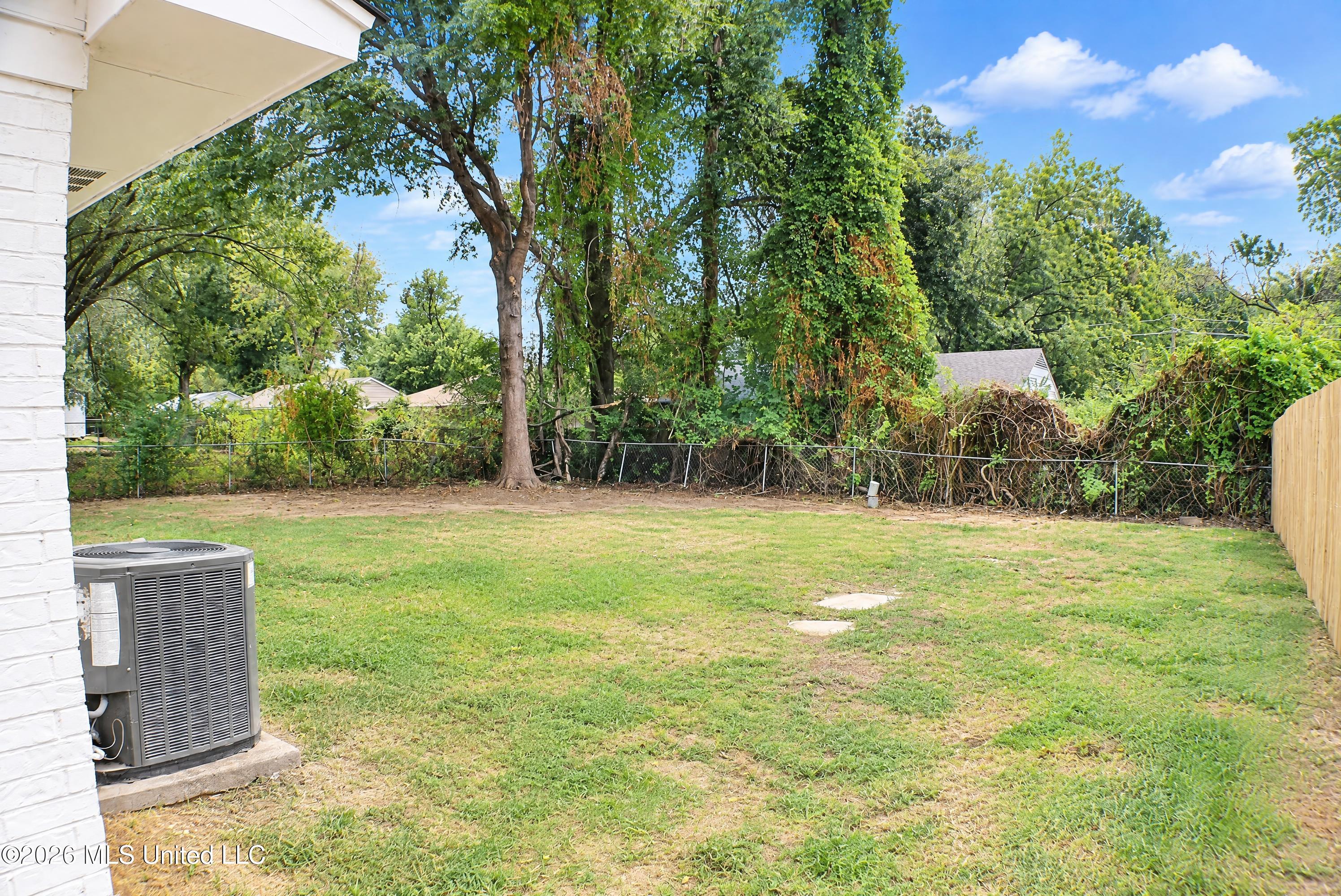 6460 Yorkshire Road Property Photo 14