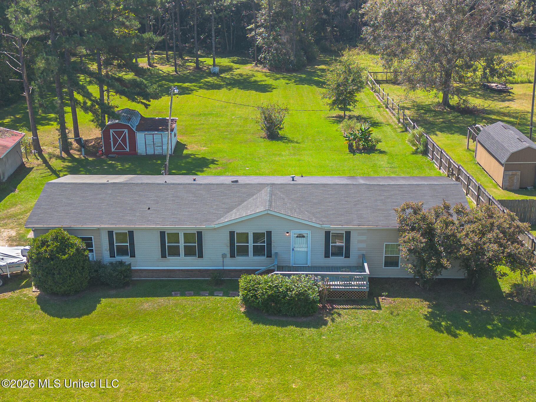 8805 Kingswood Drive Property Photo 4