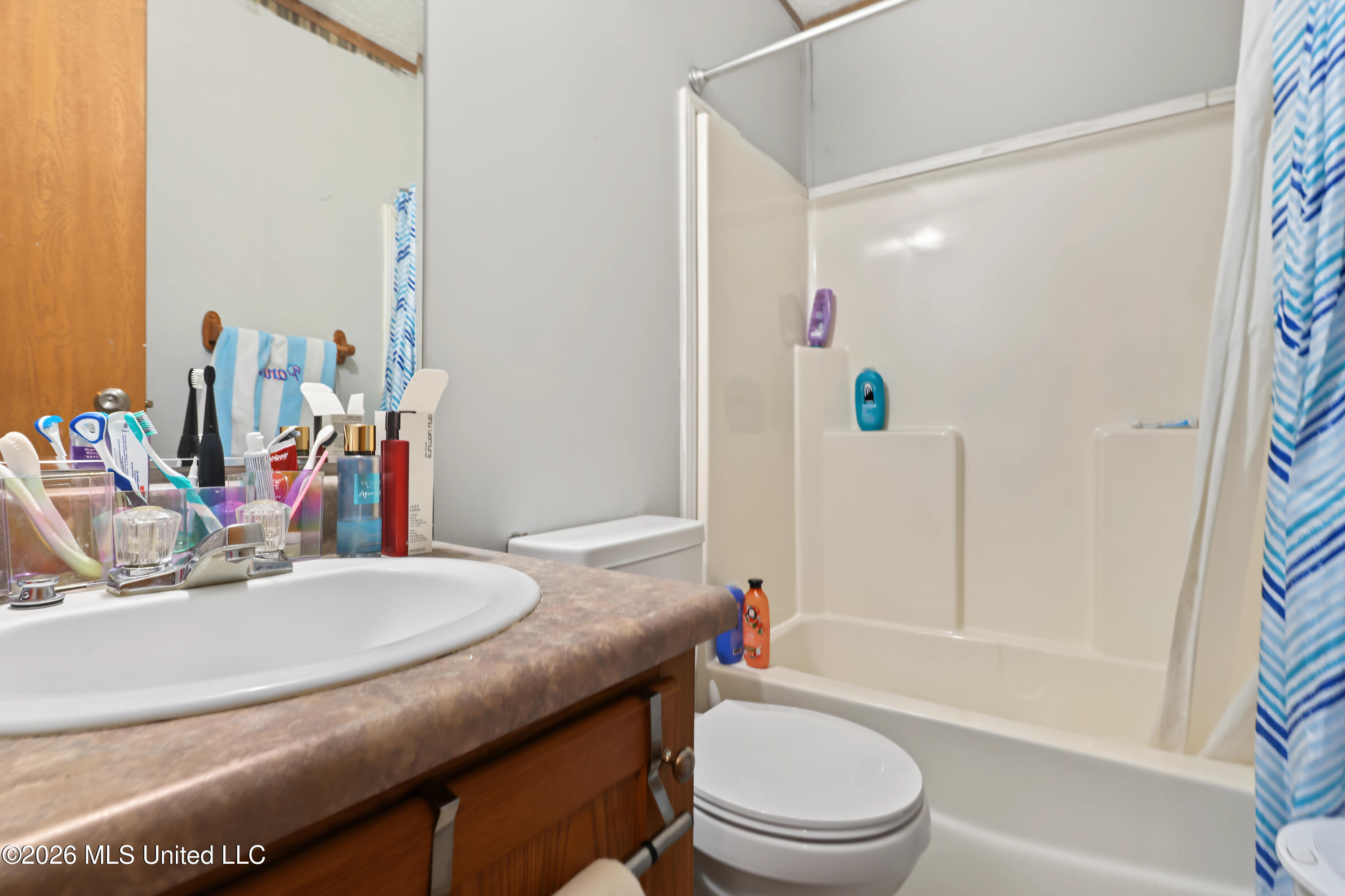 8805 Kingswood Drive Property Photo 11