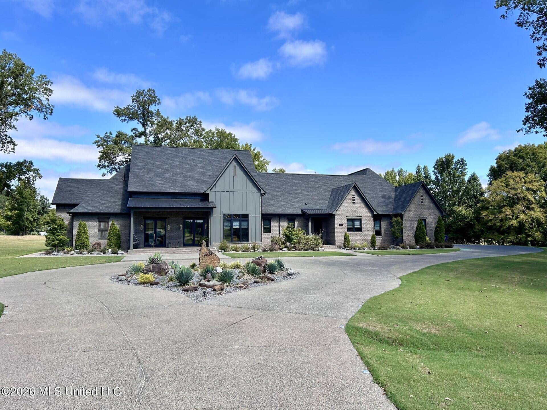 3234 Gracyn Cove Property Photo 1