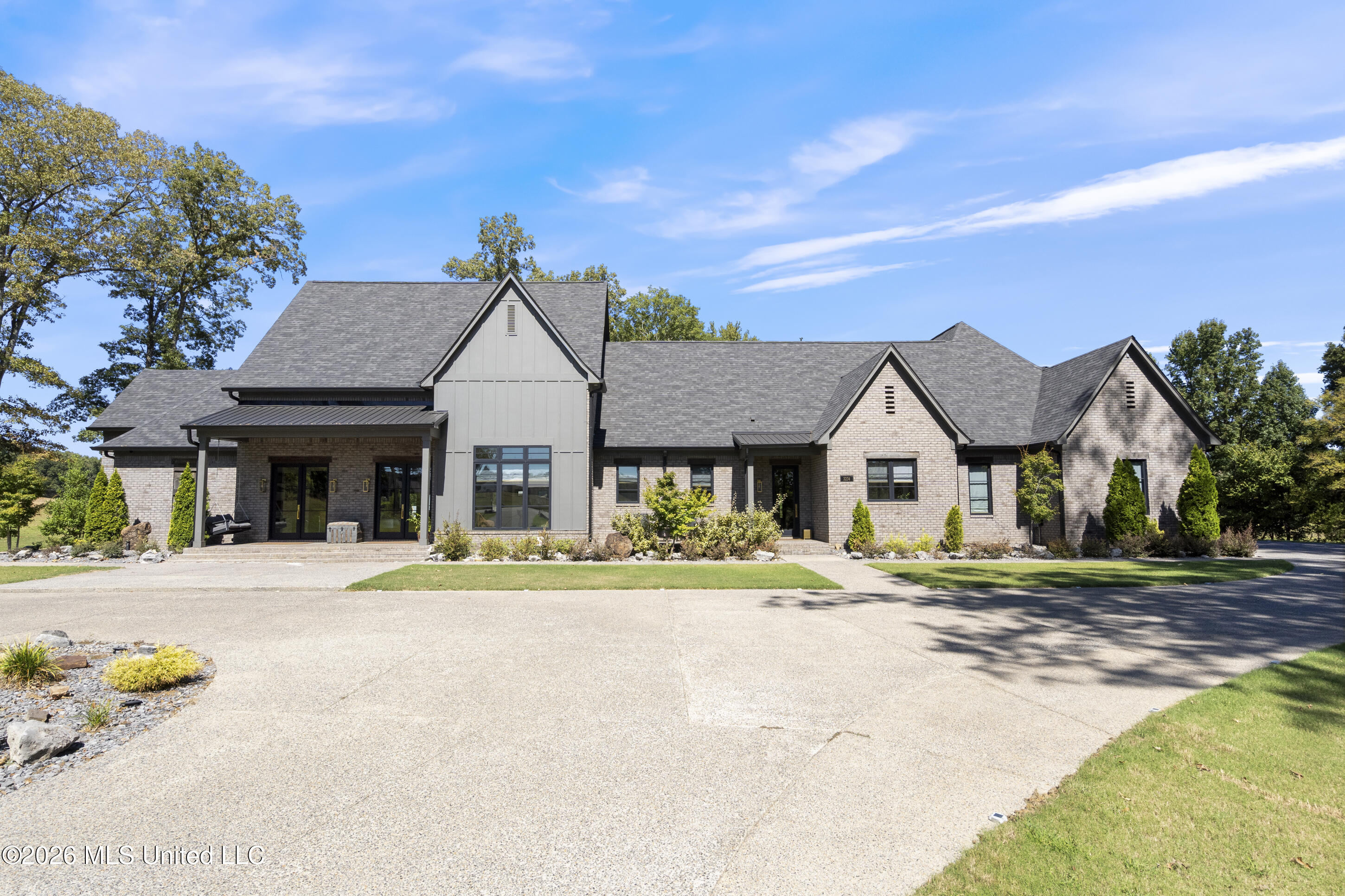 3234 Gracyn Cove Property Photo 1