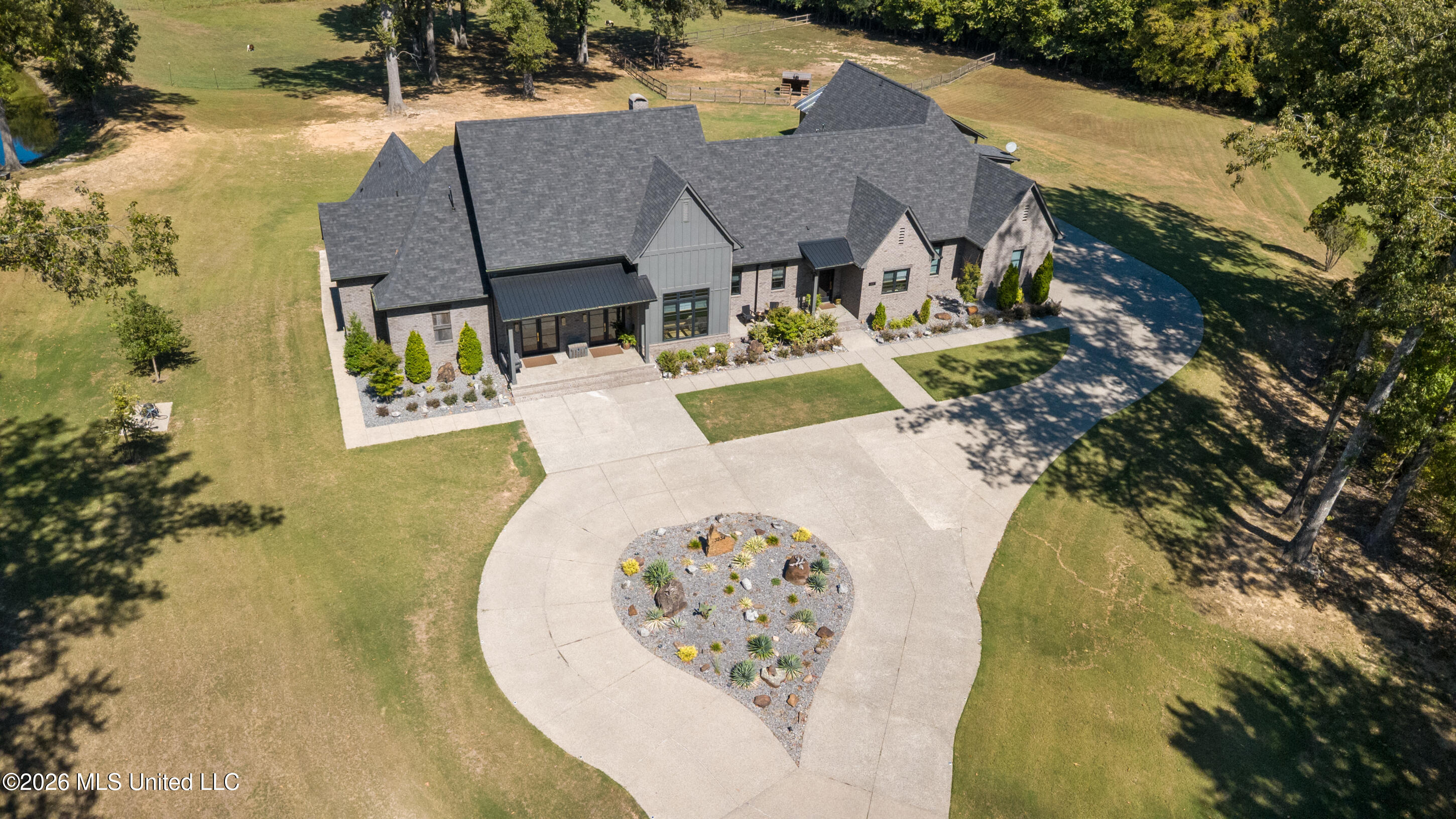 3234 Gracyn Cove Property Photo 51