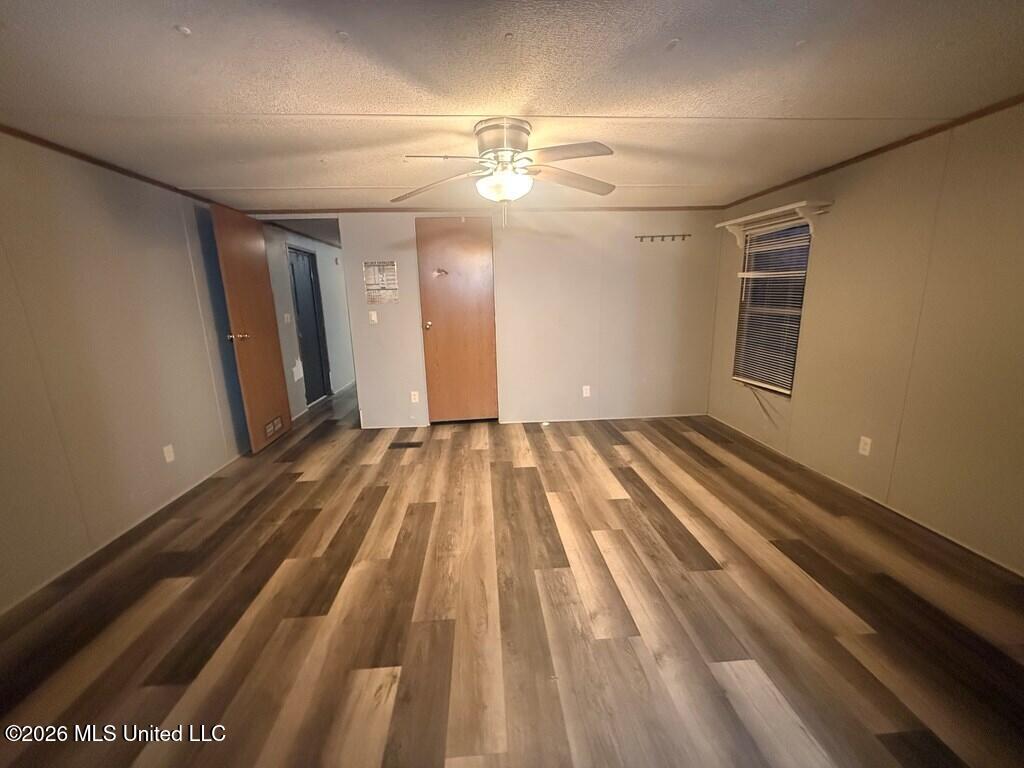 1055 County Road 222 Property Photo 4