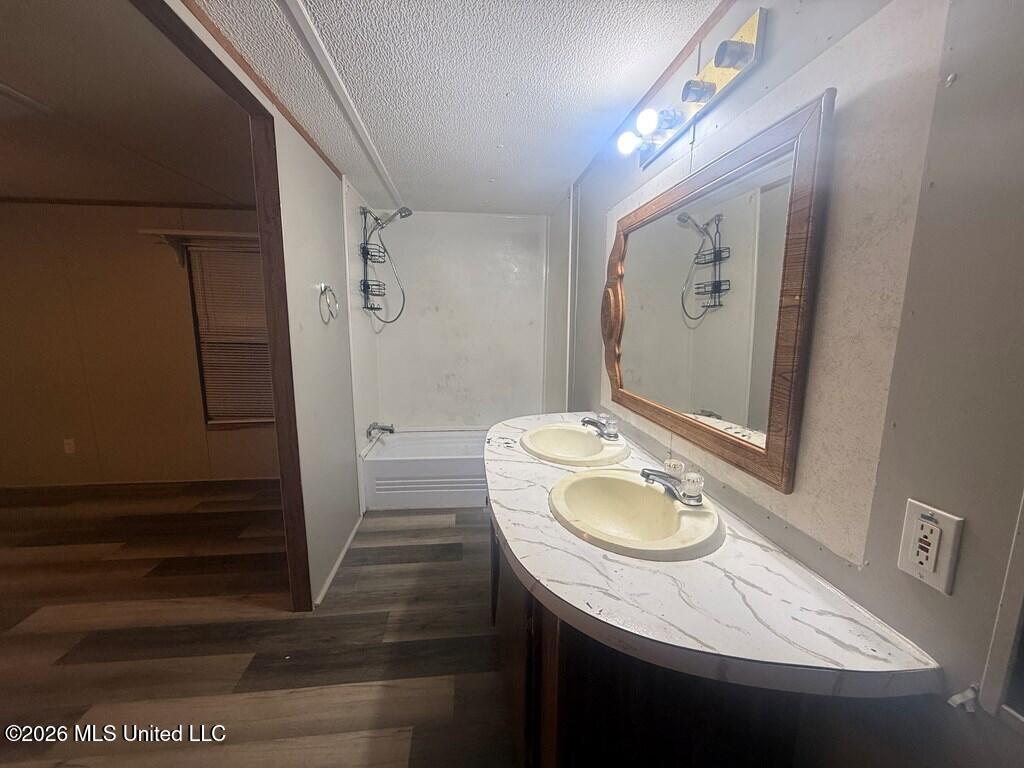 1055 County Road 222 Property Photo 5
