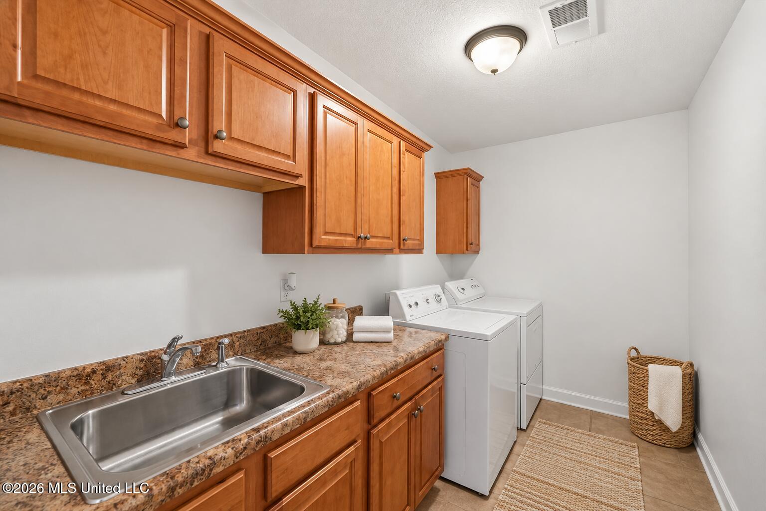 3899 Chandler Drive Property Photo 23